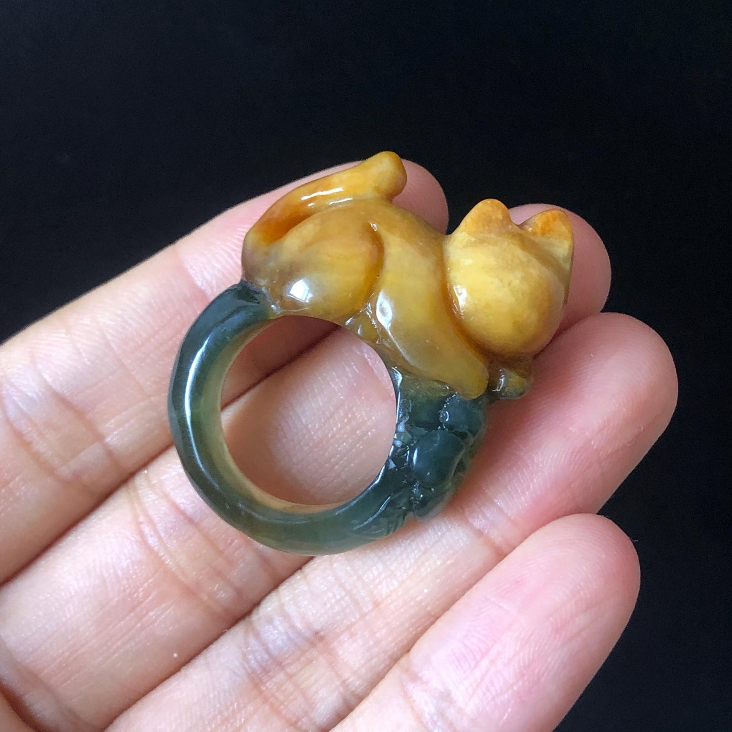 Natural Xiu Jade (Serpentine) Hand Craved Kitten Cat Flowers Stone Crystal Ring | Bi-colour Orange and Icy Green | 17.2mm (US 7-7.5)