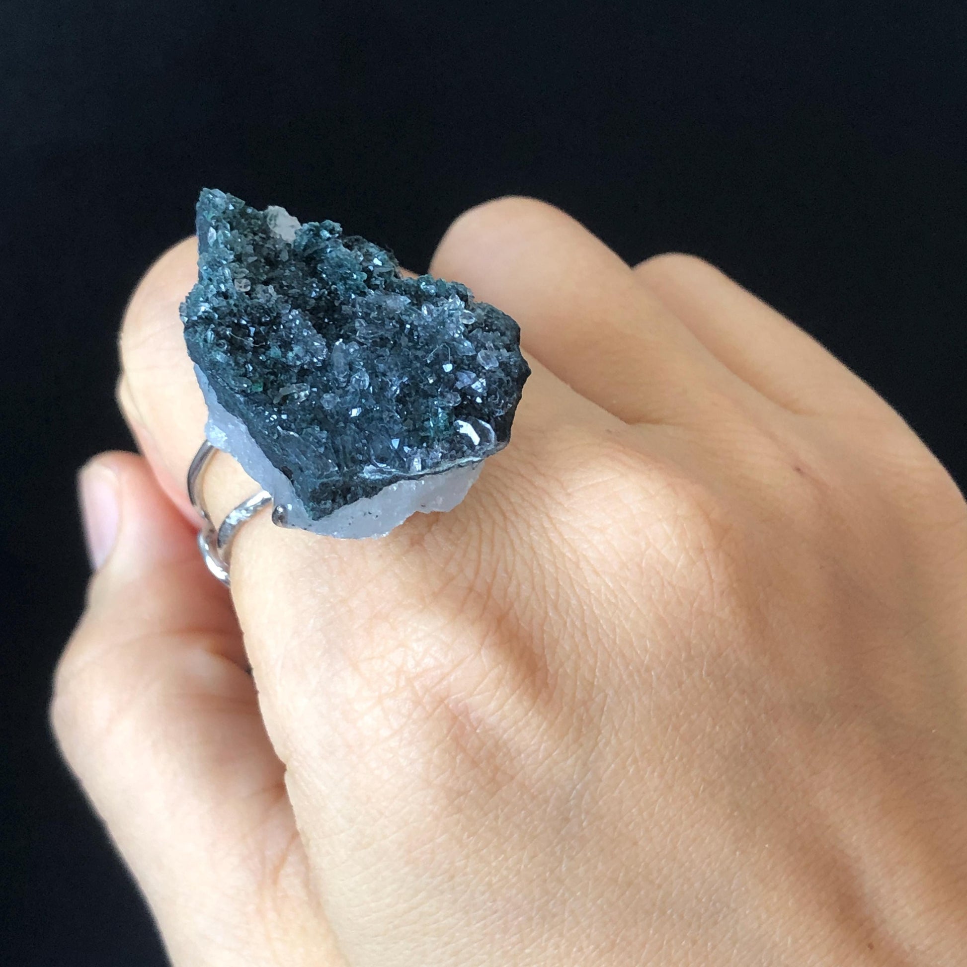 Raw Black Amethyst Crystal Ring, Raw Stone Ring Big Raw Crystal Ring, Large Statement Ring, Birthstone Gemstone, Chunky Irregular Ring Gift, adjustable band ring, shiny sparky quartz ring, silver plated copper ring, cocktail ring for men and women