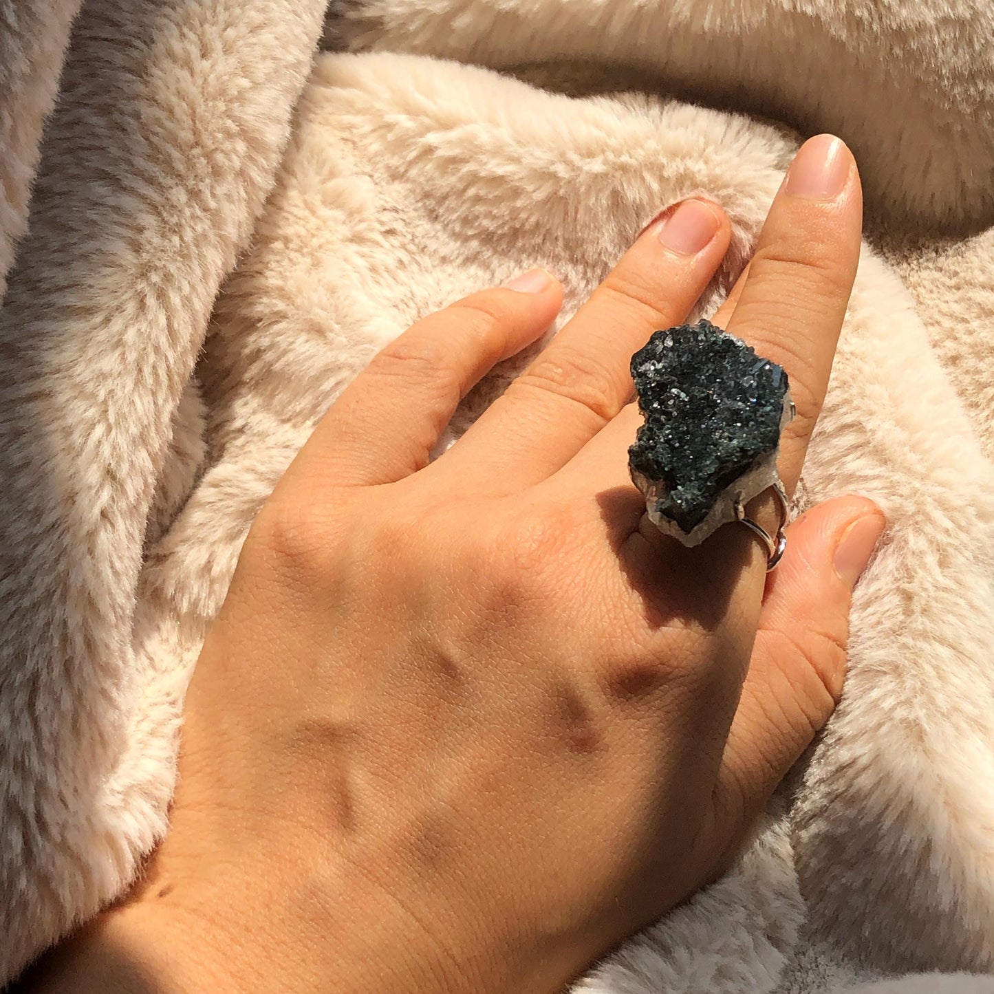 Raw Black Amethyst Crystal Ring, Raw Stone Ring Big Raw Crystal Ring, Large Statement Ring, Birthstone Gemstone, Chunky Irregular Ring Gift, adjustable band ring, shiny sparky quartz ring, silver plated copper ring, cocktail ring for men and women