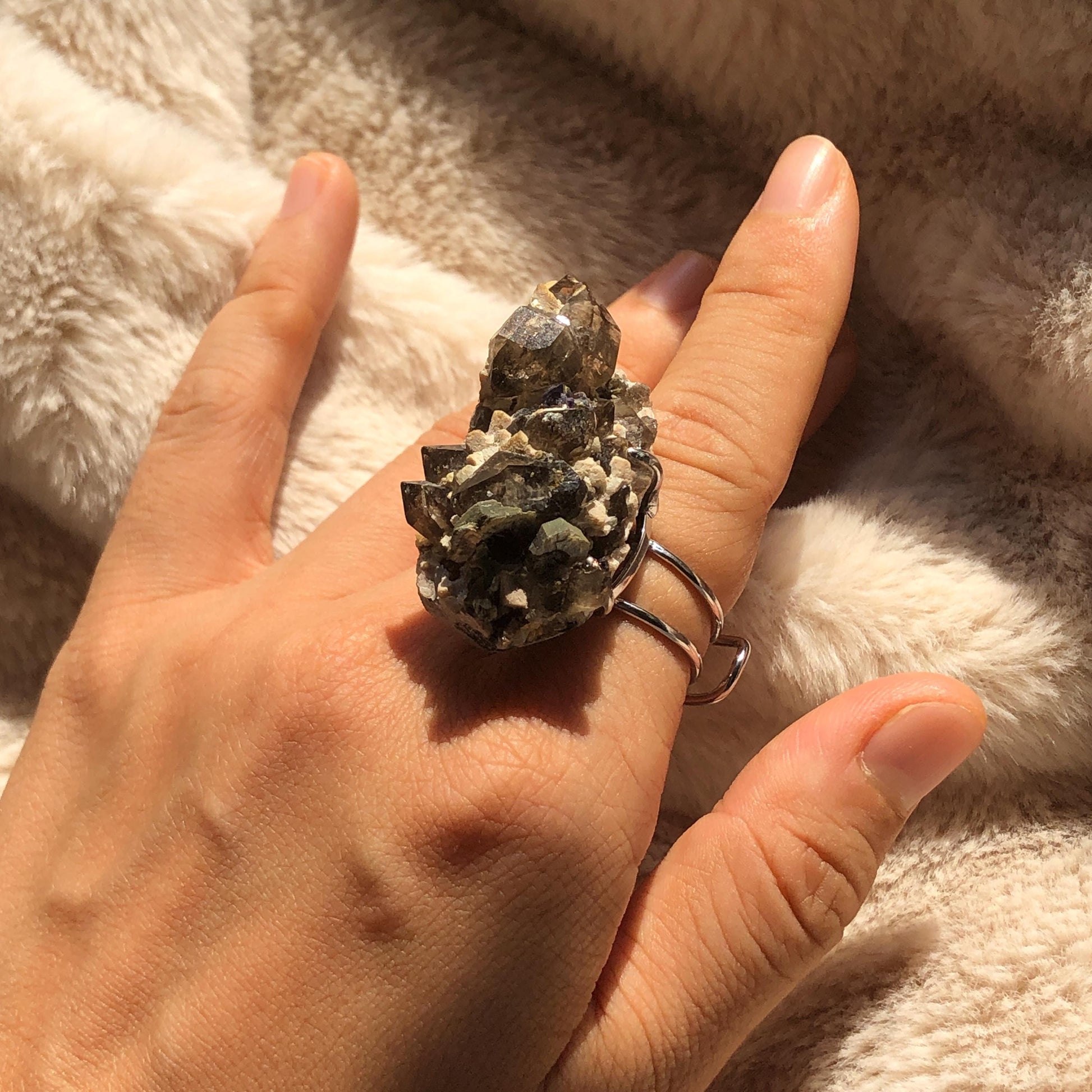 Smoky Quartz Feldspar Ring, silver-plated copper ring, Icy Grey Stone, Adjustable Statement Band Ring, Root Chakras, June Birthstone, Capricorn Sign, chunky raw crystal ring, irregular ring for men and women,  raw mineral ring, birthstone ring