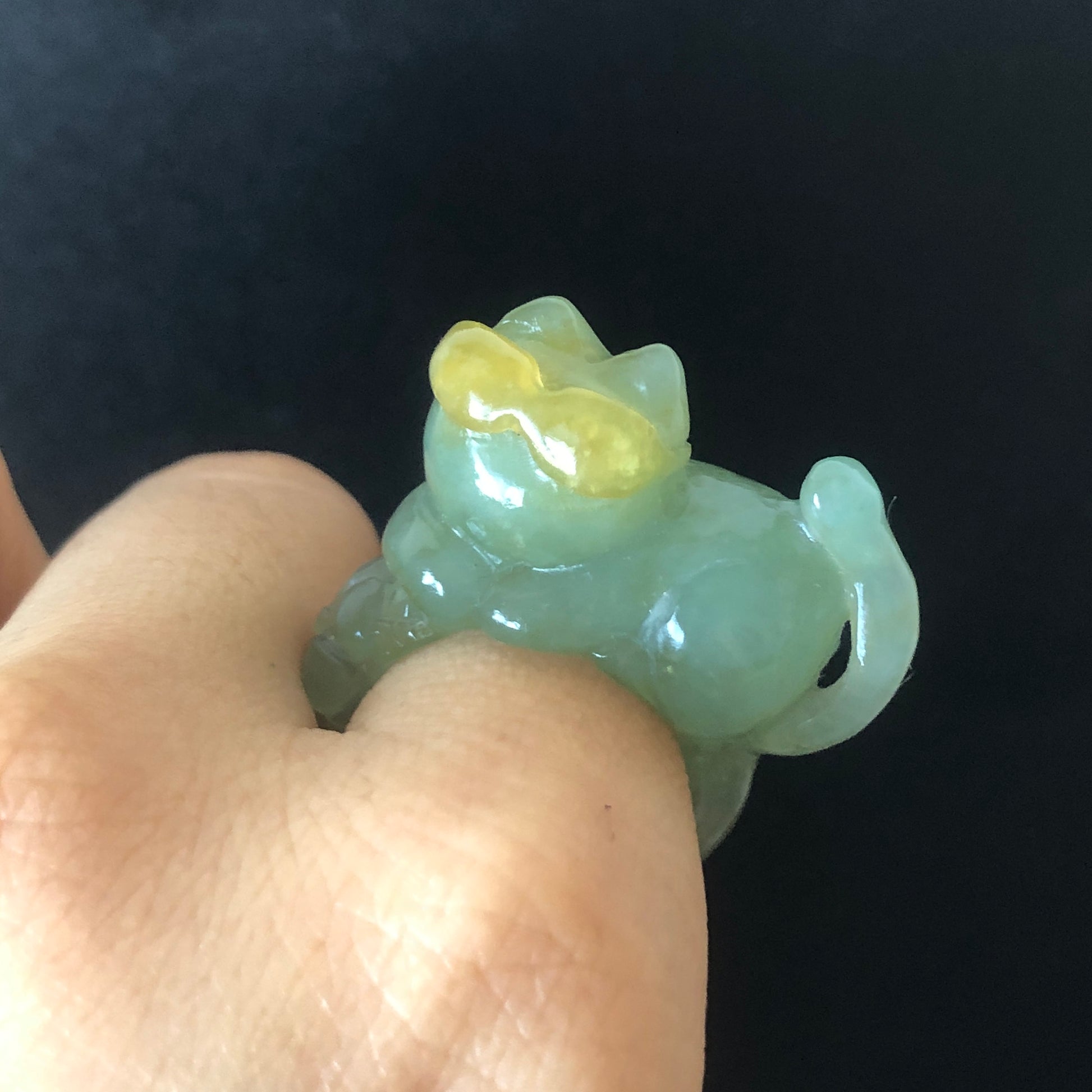 Natural Xiu Jade (Serpentine) Hand Craved Sunglasses Kitten Cat Flowers Ring | Green and Yellow | 17.3mm (US 7-7.5) | Stone Crystal Gemstone