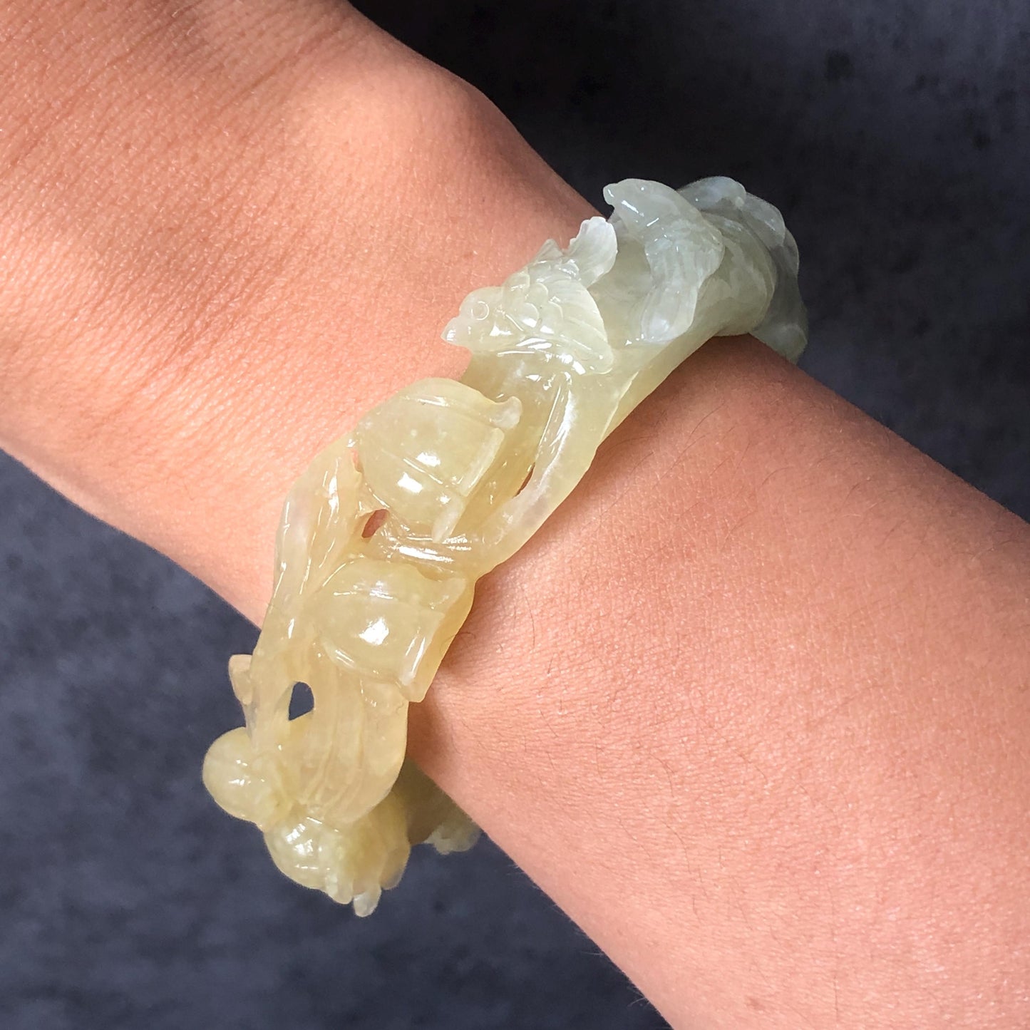 57mm Natural Xiu Jade Serpentine Hand Carved Bids with Lily of the Valley flowers and Bamboo Bangle | Green & Yellow | Lemon Lime Soda