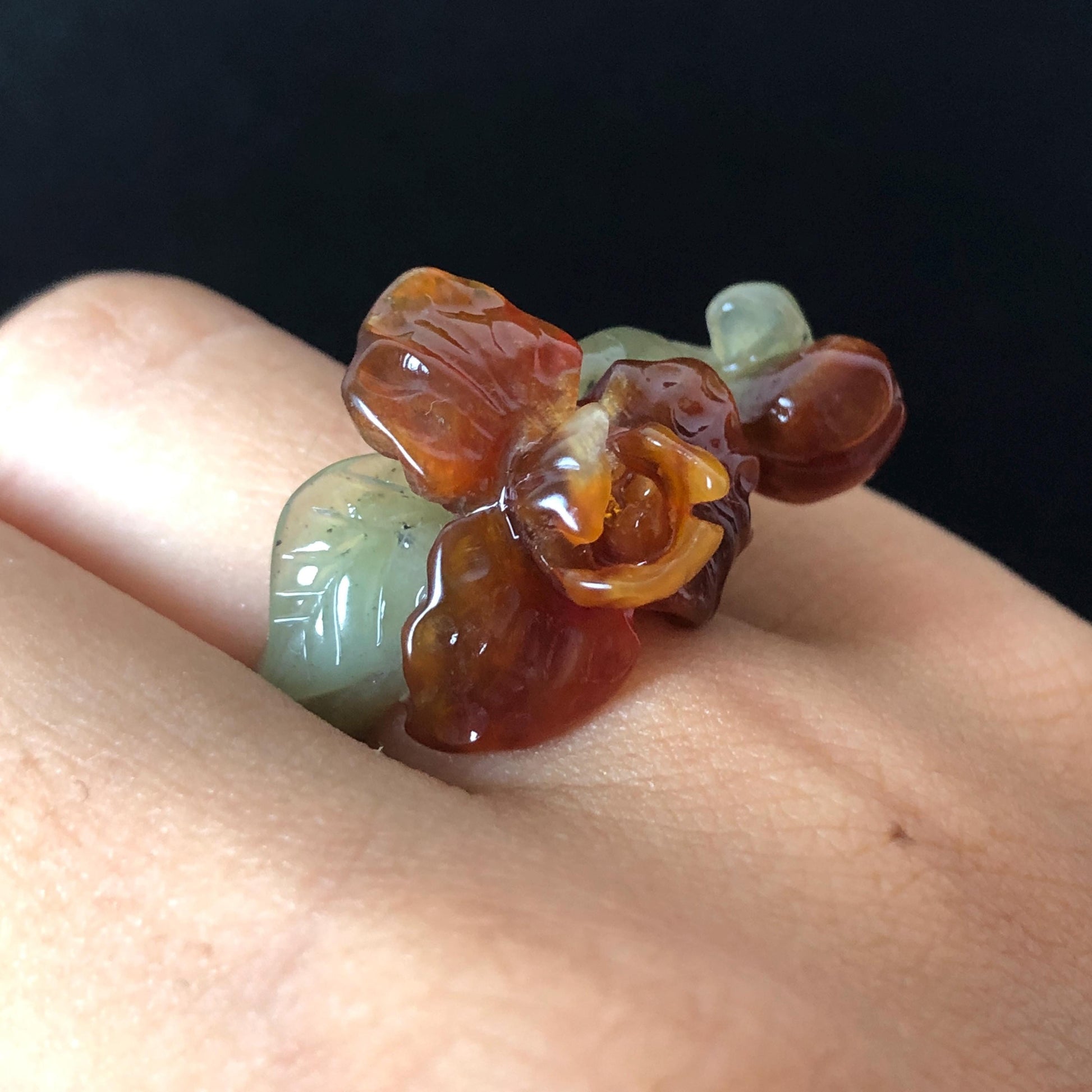 Natural Xiu Jade Serpentine Hand Craved Iris Flower and buds Blooming Ring | 16.1mm (US 5.5-6) | Caramel Brown & Green | Crystal Gemstone