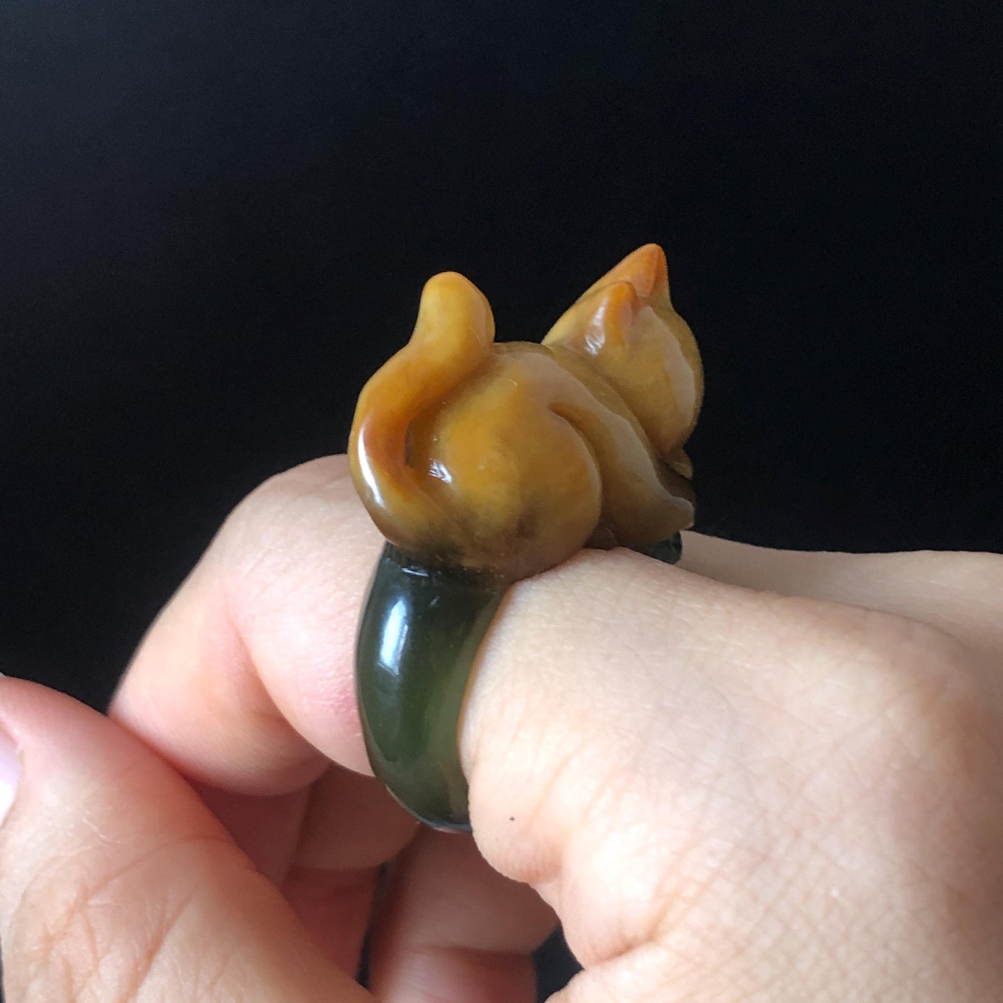 Natural Xiu Jade (Serpentine) Hand Craved Kitten Cat Flowers Stone Crystal Ring | Bi-colour Orange and Icy Green | 17.2mm (US 7-7.5)