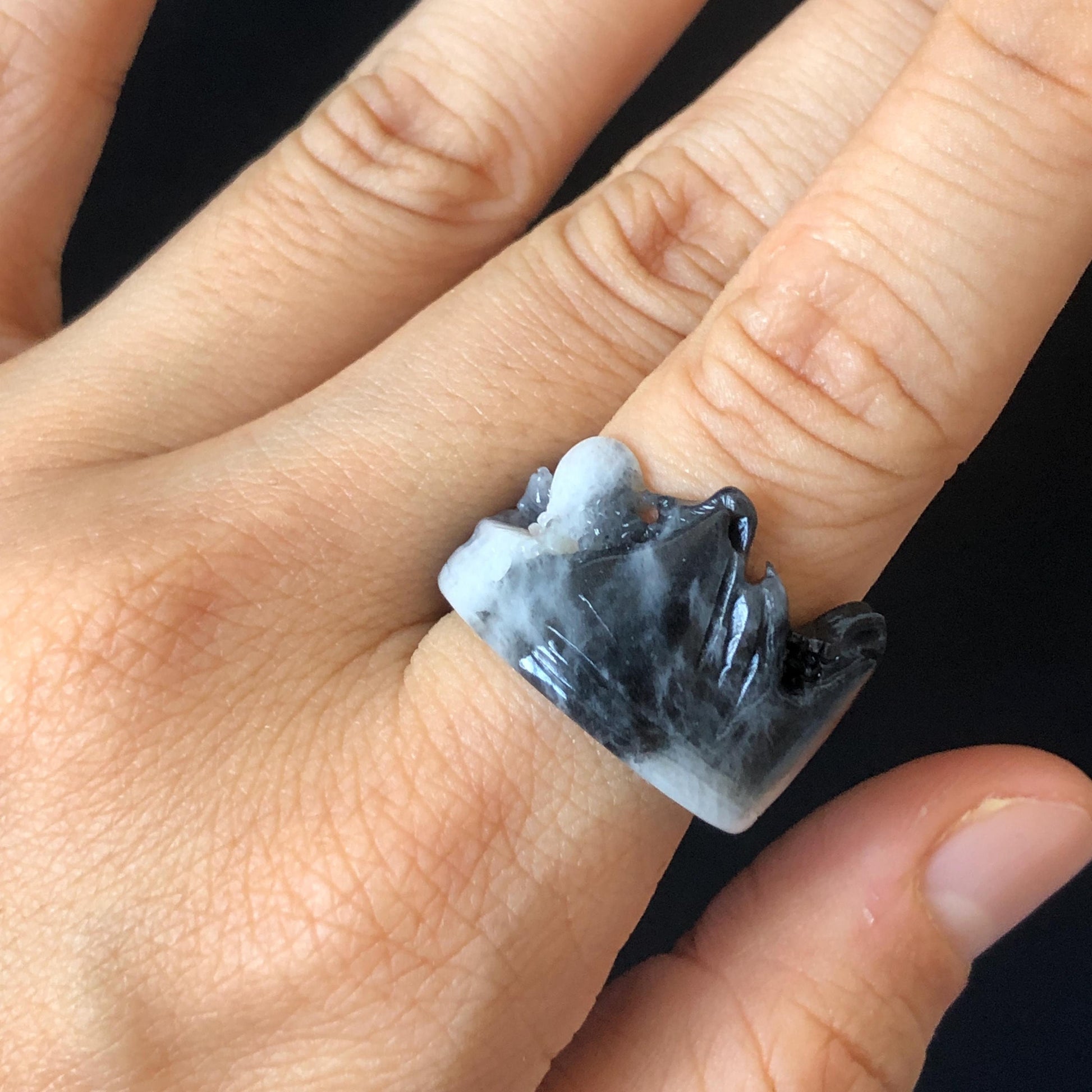 Natural Xiu Jade Serpentine Carved Countryside Landscape Ring | 17.5mm (US 7-7.5) | Black & White | Sunset and Dawn | Chinese ink painting