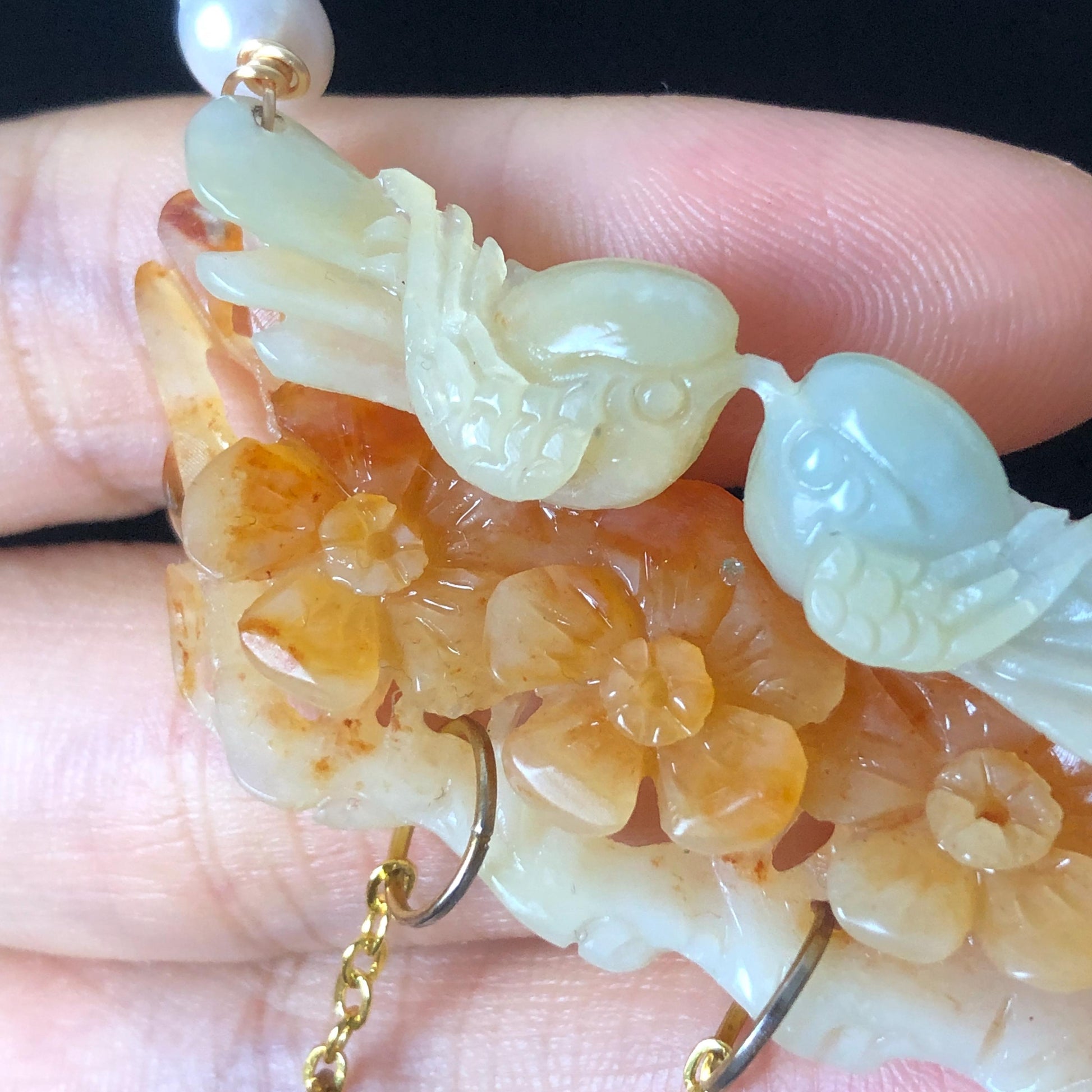 Certificate Natural Xiu Jade Serpentine Carved Magpie Birds Flower Pendant Adjustable Necklace | Freshwater Pearl | Yellow Green Caramel