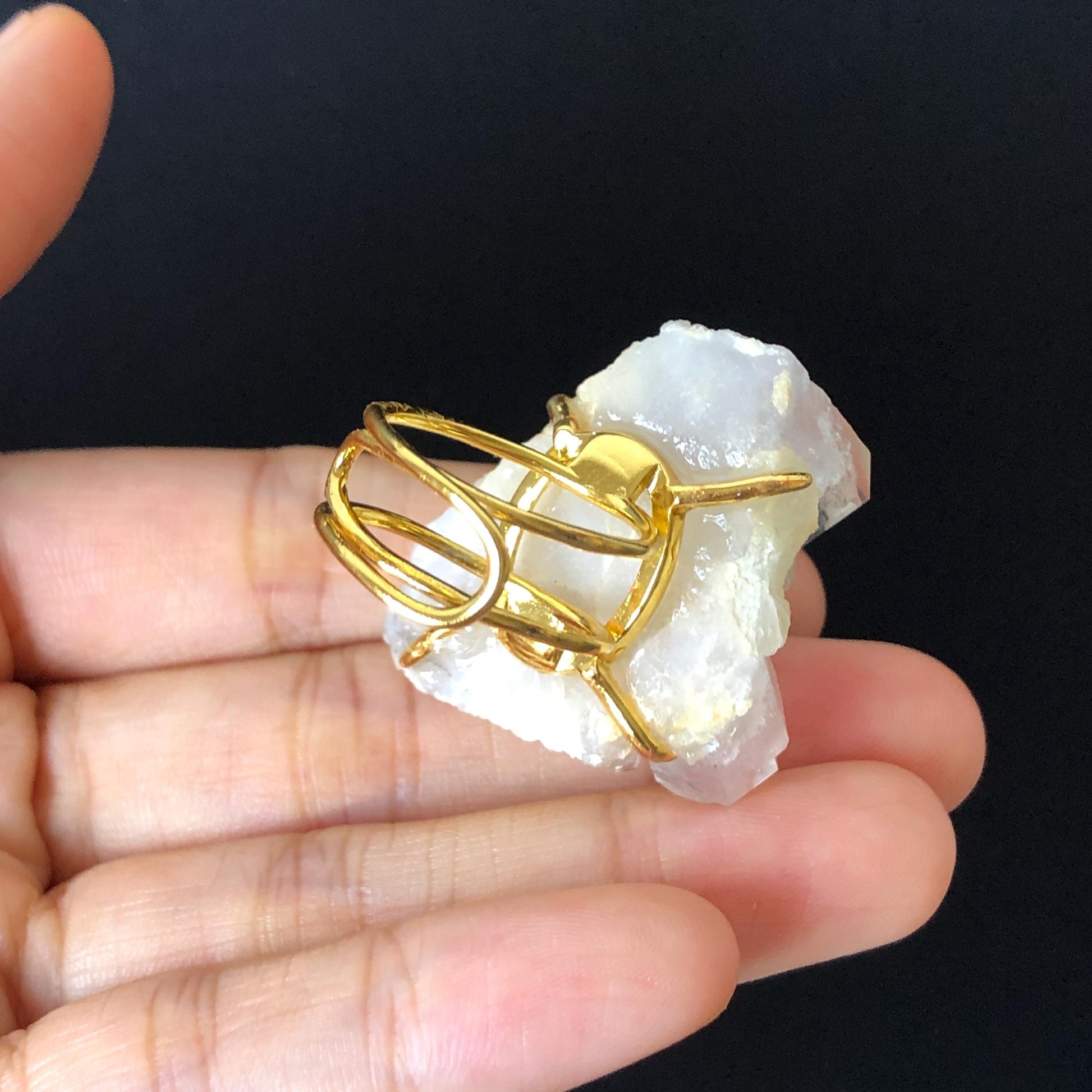 Raw Prehnite Quartz Cluster Ring with rainbow, Green Raw Stone Ring Big Massive Crystal Ring, Oversized Gemstone Jewelry, Irregular Ring, gold-plated copper ring, chunky huge cocktail ring, raw mineral ring, emotional healer, birthstone ring for men