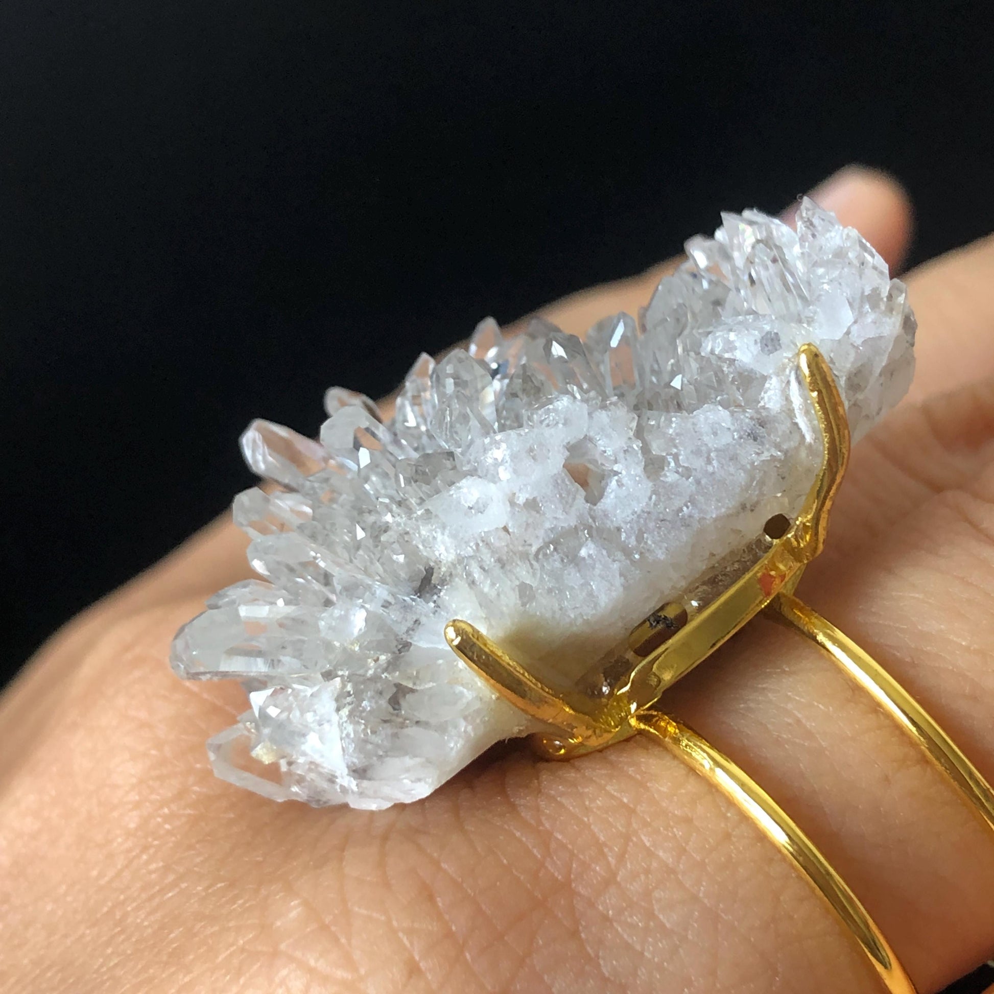 Raw Clear Quartz Cluster Crystal Ring, Sparky Raw Stone Ring Shiny Massive Crystal Ring, Large Statement Ring, Chunky Oversized Gemstone Ring, gold-plated copper ring, crown chakra crystal, meditation stone, Huge Cocktail ring, Birthstone ring gift