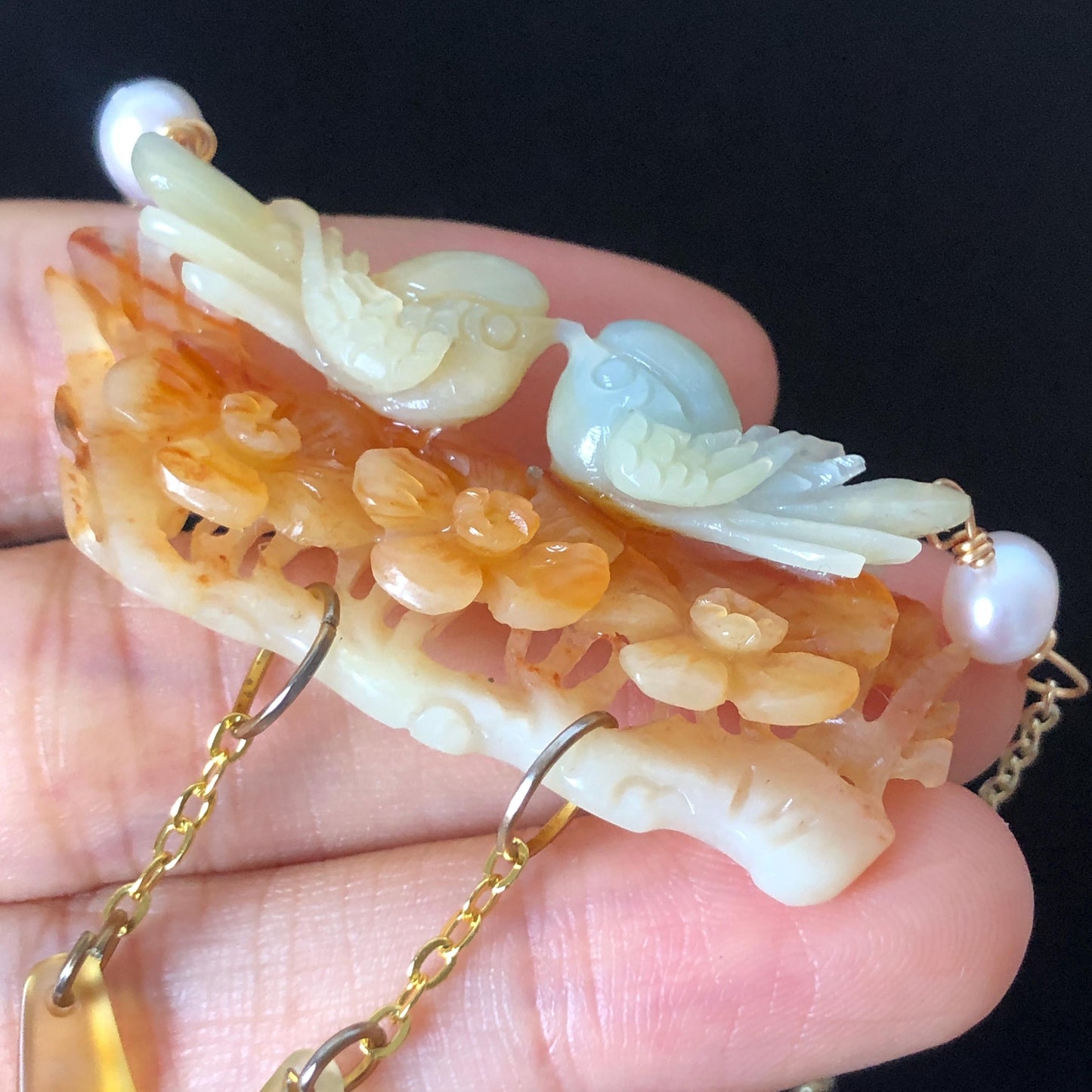 Certificate Natural Xiu Jade Serpentine Carved Magpie Birds Flower Pendant Adjustable Necklace | Freshwater Pearl | Yellow Green Caramel