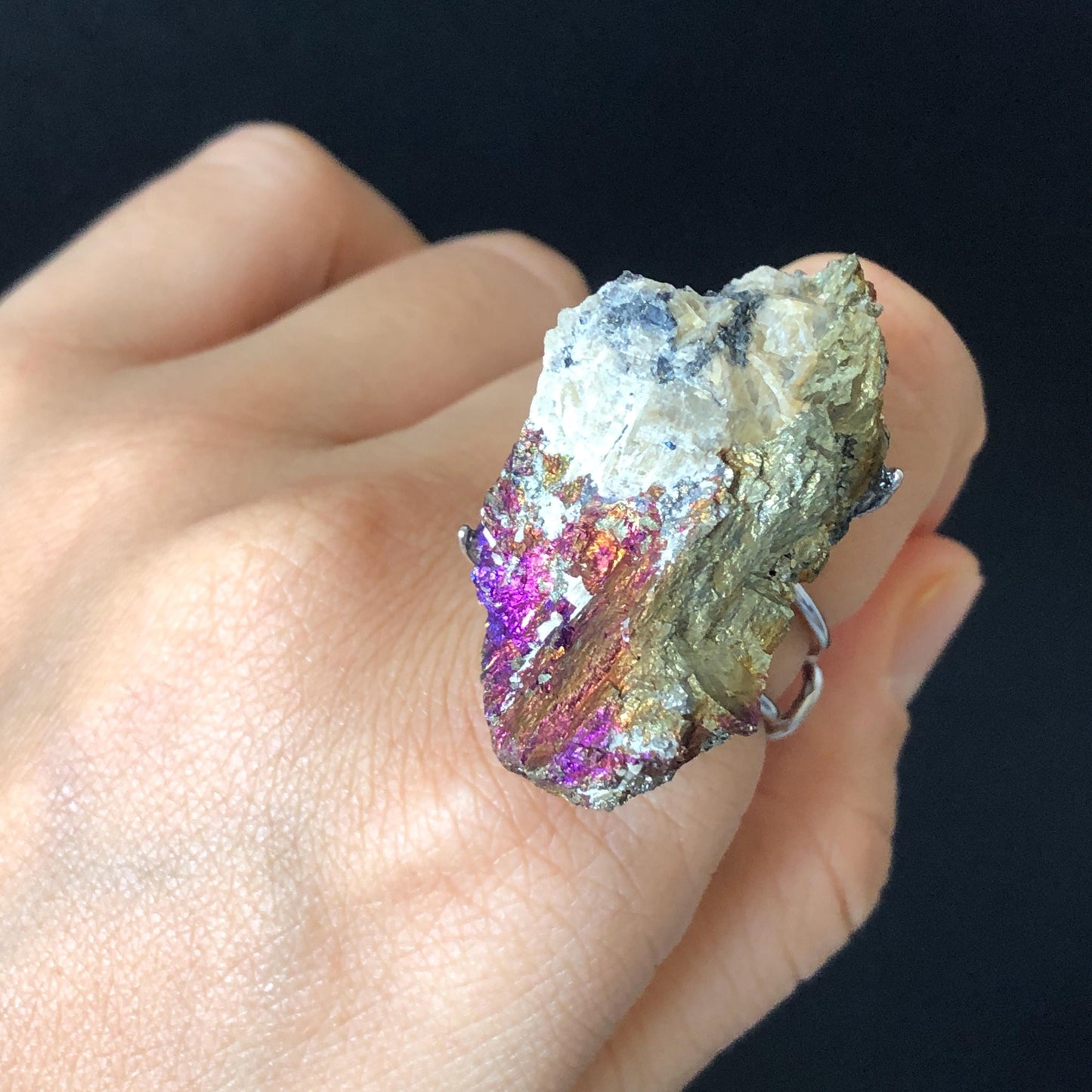 Raw Rainbow Bornite Ring, Peacock Ore, Transformation Stone, Large Raw Stone Ring Big Crystal Ring, Raw Mineral Ring, Chunky Irregular ring, silver-plated copper ring, adjustable band ring, huge cocktail ring, Extra Large Statement Ring, Birthstone