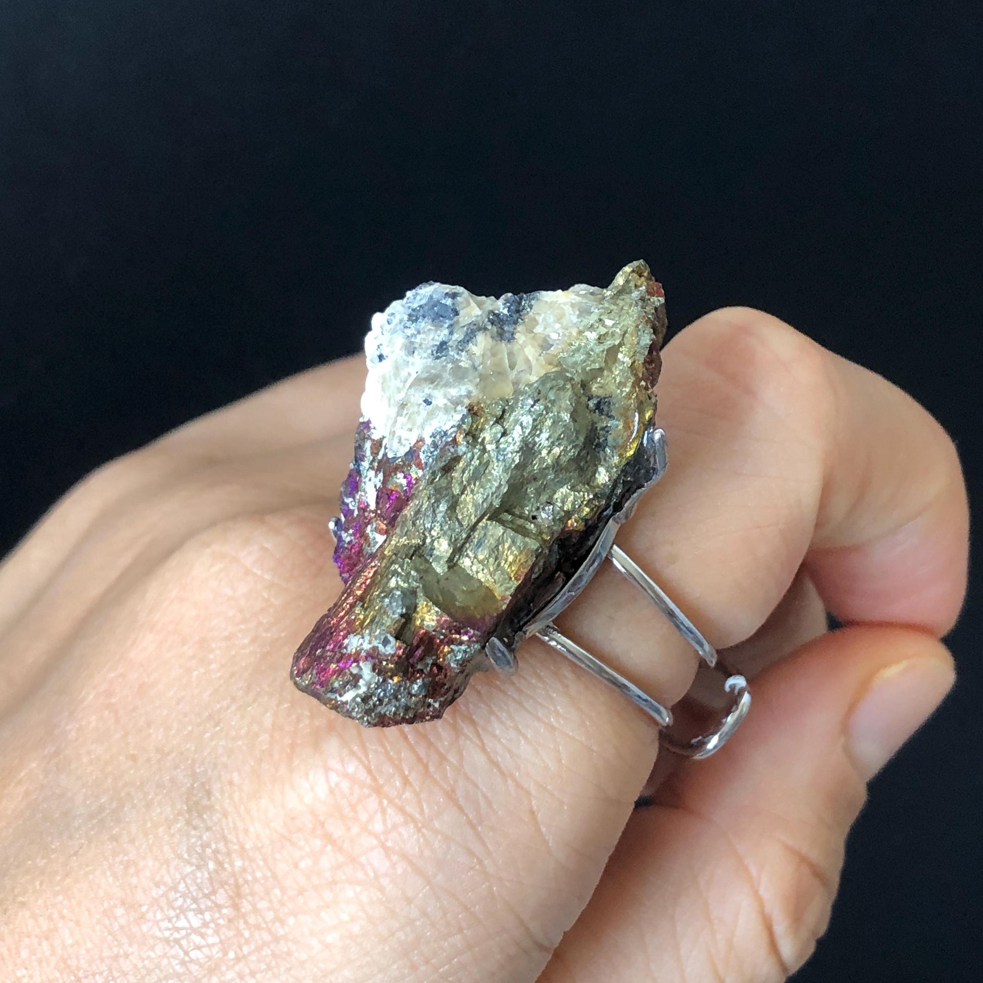 Raw Rainbow Bornite Ring, Peacock Ore, Transformation Stone, Large Raw Stone Ring Big Crystal Ring, Raw Mineral Ring, Chunky Irregular ring, silver-plated copper ring, adjustable band ring, huge cocktail ring, Extra Large Statement Ring, Birthstone