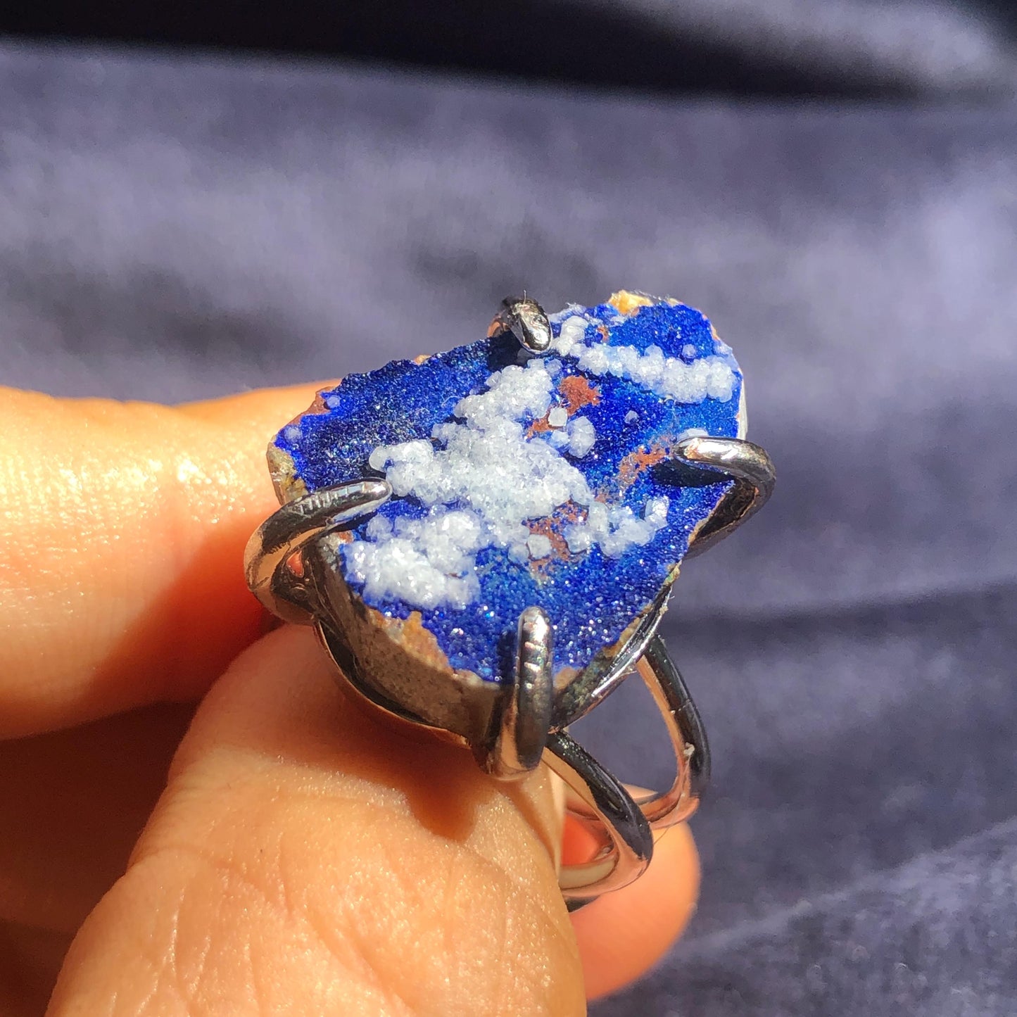 Raw Azurite with Gypsum plaster Ring, Shiny Raw Stone Ring Blue, Sparky Raw Crystal Ring, Irregular Statement Ring, Rough Gemstone Rock Ring, silver-plated copper ring, irregular ring gift for her and him, Birthstone ring gift for men and women