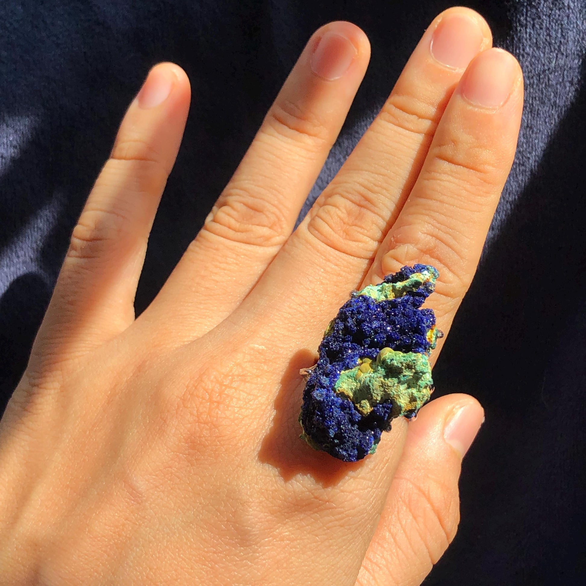 Raw Azurite Malachite Ring, Floating Island, Sparky Shiny Raw Stone Ring Big Raw Crystal Ring, Large Statement Ring, Chunky Irregular ring, silver-plated copper ring, gift for him and her, Huge Cocktail Ring for Men and Women, Adjustable Band Ring