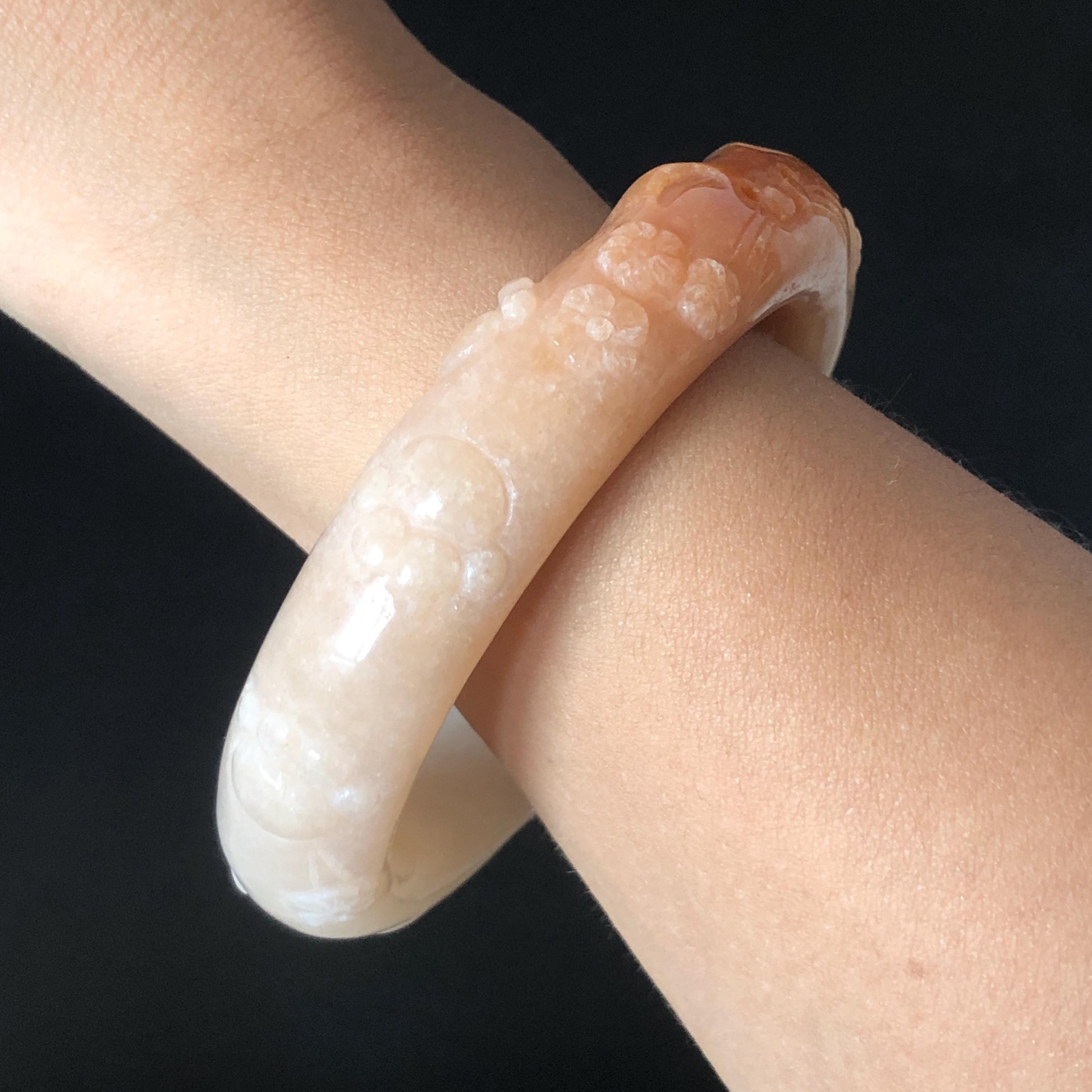 Customised Size 50-65mm! Natural SheTaiCui Jade (Quartzite) Hand Carved Cat Kitten Bangle | White Caramel Brown Jade Bracelet | Cat Lover Crystal Gemstone Gift  personalized bangle custom made bracelet hand engraved jade bangle tailor made jade bangle custom size bangle big size bangle small size bangle jade carving purple jade white jade kitten bangle cat bracelet gift for cat lover gift for her real untreated jade pink jade white jade caramel orange jade brown jade