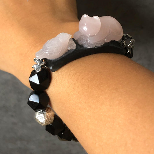 Natural Xiu Jade Serpentine Hand Carved Cat & Bird Charm with Black Agate Bead Bracelet | Black Pink Jade | Vintage Tibetan Silver | Crystal Stone Gemstone Gift for her elastic stretch bracelet jade carving pink jade black jade hand engraved jade bracelet hand carved jade charm jade pendant black bead bracelet big beaded bracelet silver accessory vintage bracelet antique bracelet cat carving engraved bird carving tailor made customized gift personalised gothic bracelet cat lover gift