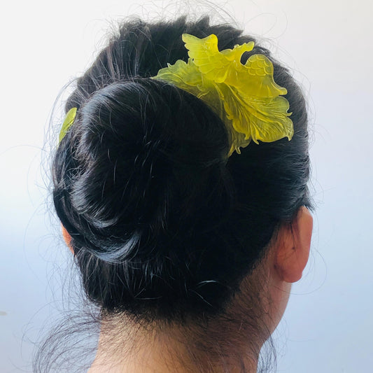 Xiu Jade Serpentine Hand Carved Phoenix Hair Pin: Natural Untreated Golden Yellow Jade Crescent Moon Hair Stick, Asian Vintage Hair Fork hair clip Asian Chinese Jade hair comb japanese hairpins koran hair stick hanfu hair pin hair comb hair fork antique hair stick certified jade carving hand carved yellow jade hand engraved jade gift for her bridal shower hair clip wedding hair jewelry half moon hair pins handcrafted jade hair stick phoenix carving fox lover gift