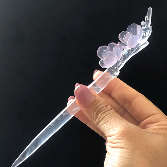 Natural Fluorite Hand Carved Peach Blossom Flower Hair Pin:  Purple and White Handcrafted Crystal Hanfu Hair Stick in Asian Chinese Vintage Style  Handcrafted Hair Fork Bridal Wedding Headpiece gift for her japanese hairpin korean hair stick chinese hair fork vintage hair comb antique hair pins hanfu hair stick bridal shower hair jewelry wedding headpiece bridal shower gift engagement hair accessory jade carving hand engraved purple crystal hand carved hairpins untreated natural crystal hairpin