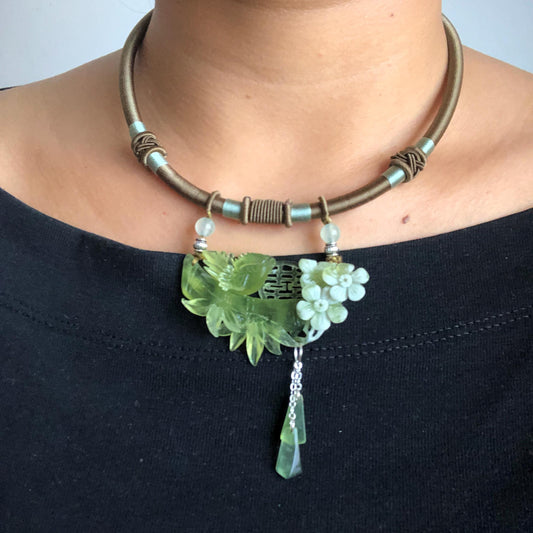 Xiu Jade Serpentine Hand Carved Magpie Bird with Flower and Bamboo Pendant Adjustable Necklace: Certified Natural Green White Jade Charm
