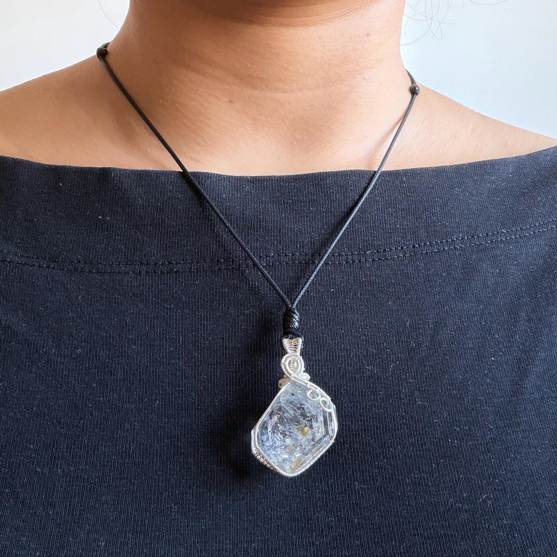 Polished Rainbow Enhydro Quartz (Herkimer Diamond) Wire Wrapped Pendant Adjustable Necklace: 2 Moving Black Bubble Inclusion Crystal | Natural Gemstone Birthstone Gift for her enhydro quartz sand water-fall pendant necklace choker gemstone charm stone pendant choker polished stone pendant crystal charm birthstone gift for her men necklace chakra crystal purify stone minerals specimen adjustable choker mica quartz mica flakes silver wire wrapped pendant