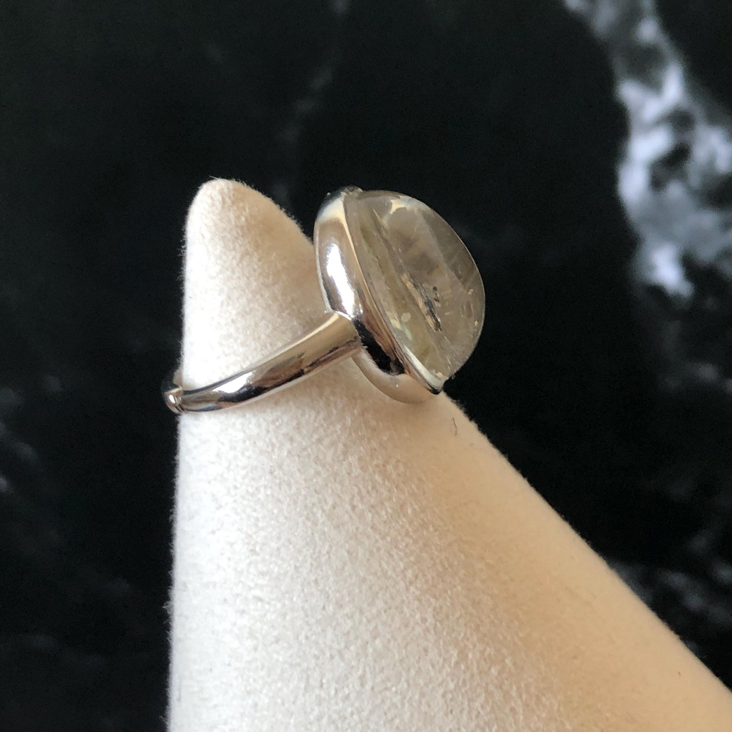 Polished Enhydro Quartz (Herkimer Diamond) S925 Silver Adjustable Ring: Rainbow! Moving Sand and Bubble Inclusion Crystal Statement Ring for Women  ring crystal band ring crystal cocktail ring crystal stackable ring 7 chakra crystal ring meditation crystal healing stone birthstone silver ring ring for men rainbow quartz inclusion quartz inclusion crystal minerals specimen silver ring free size ring adjustable ring holder