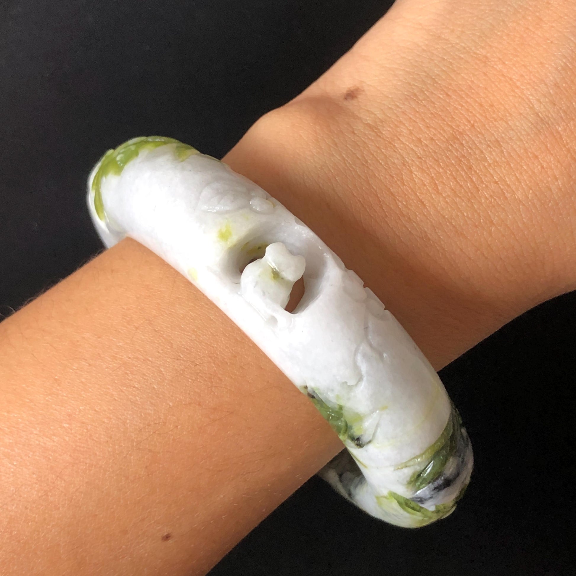 58.2mm Xiu Jade Serpentine Hand Carved Cat in Bamboo Forest Bangle: Natural White Green Bi-colour Jade Handcrafted Bracelet, Stone Carving Gemstone Jewelry Gift for her Green jade White Jade jade carving 3D stone carving cat bracelet kitten bracelet cat carving handcrafted bangle chinese jade cat lover gift natural untreated jade vintage bangle antique bracelet bamboo carving