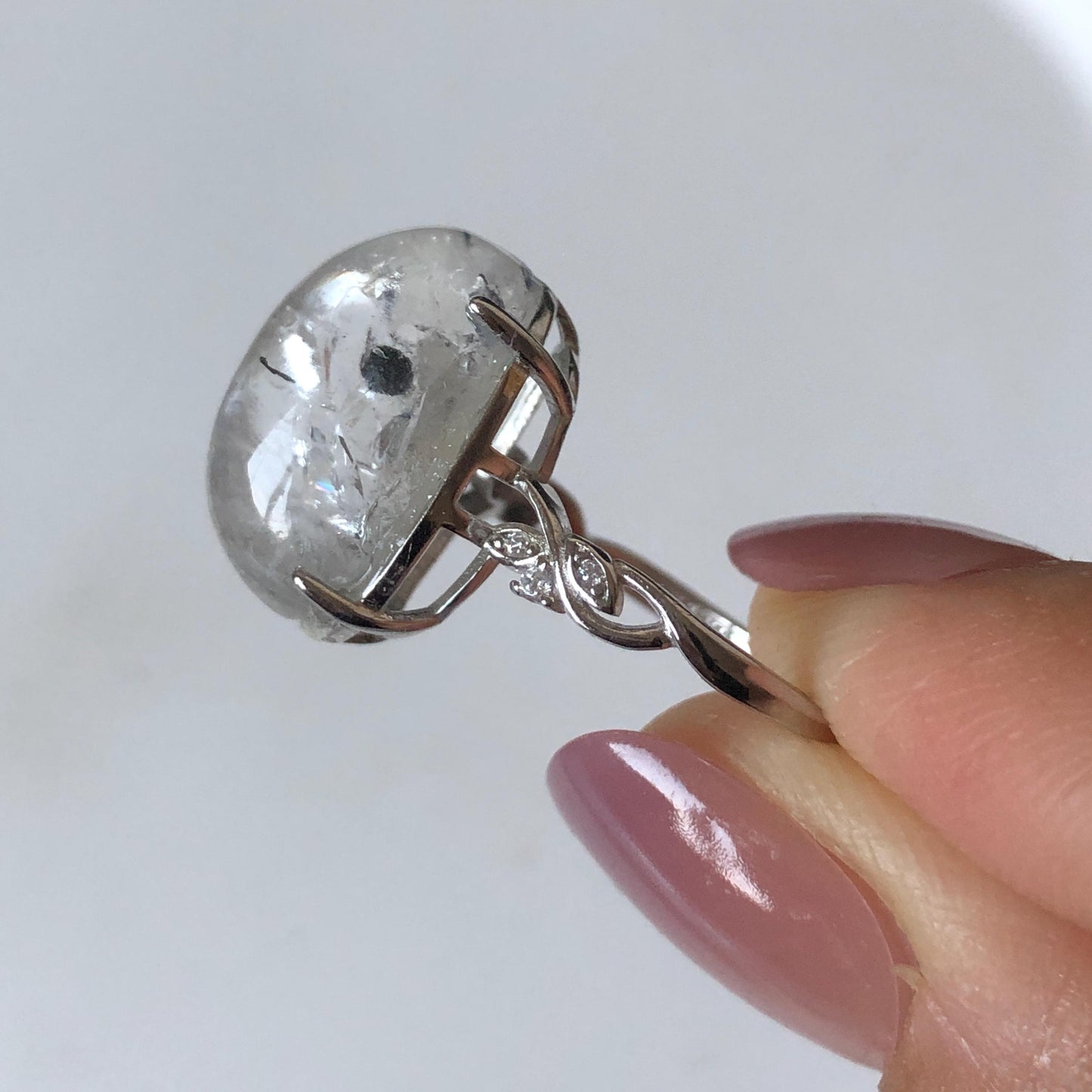 Polished Enhydro Quartz (Herkimer Diamond) S925 Silver Adjustable Ring: Big Rainbow! Moving Sand and Black Bubble Inclusion Crystal Statement Ring for Women ring crystal band ring crystal cocktail ring crystal stackable ring 7 chakra crystal ring meditation crystal healing stone birthstone silver ring ring for men rainbow quartz inclusion quartz inclusion crystal minerals specimen silver ring free size ring adjustable ring holder