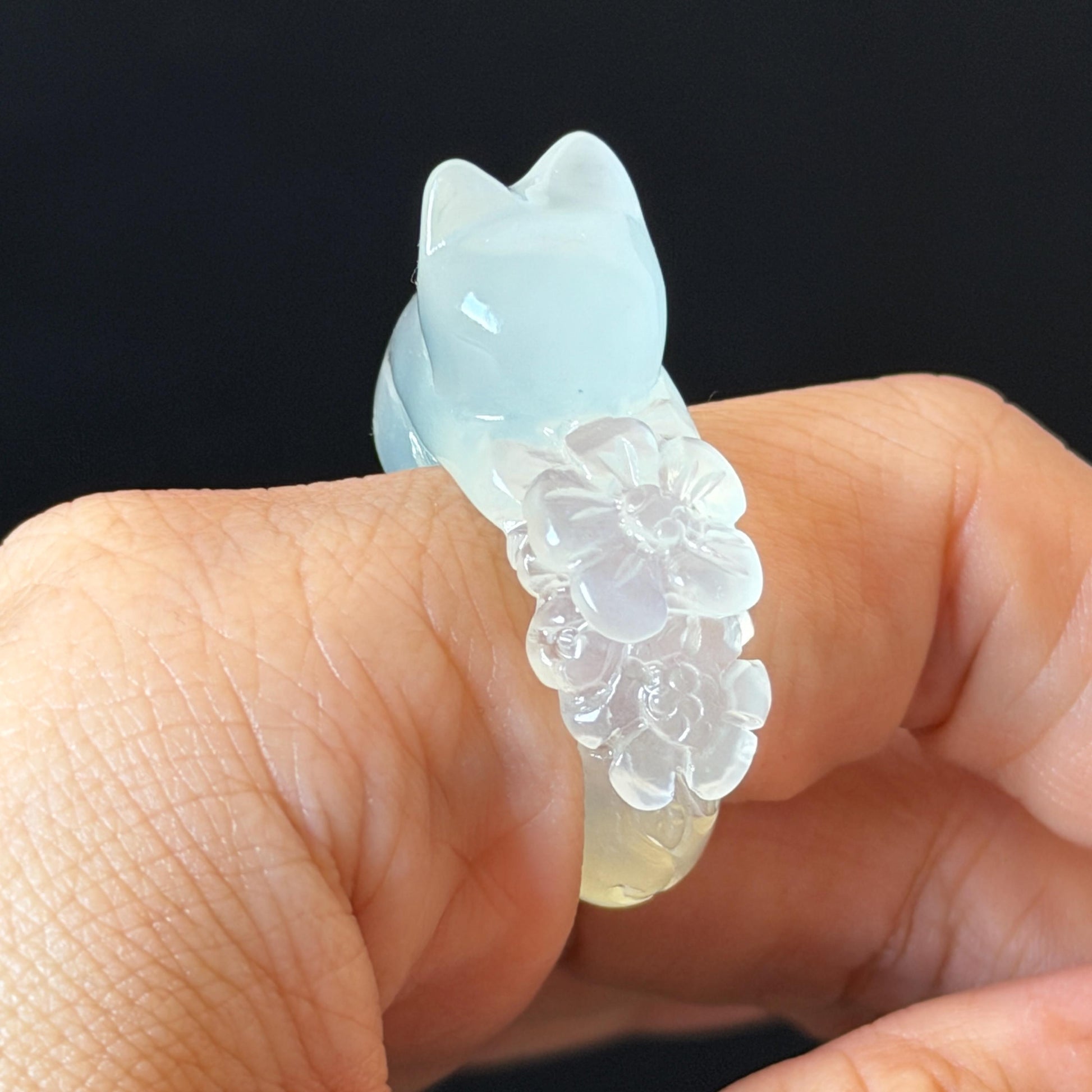 Custom Size! Xiu Jade Serpentine Hand Carved Cat Kitten and Flowers Ring: Natural Icy White Jade Customised Statement Ring tailor made ring personalized ring personalised ring Band Ring gift for her carving cat carving hand engraved statement ring flower carving hand carved flower natural untreated jade handcrafted jade ring 3D carving Stone carving Gemstone Carving cat Lover gift jade cocktail ring jade band ring kitten ring kitten carving