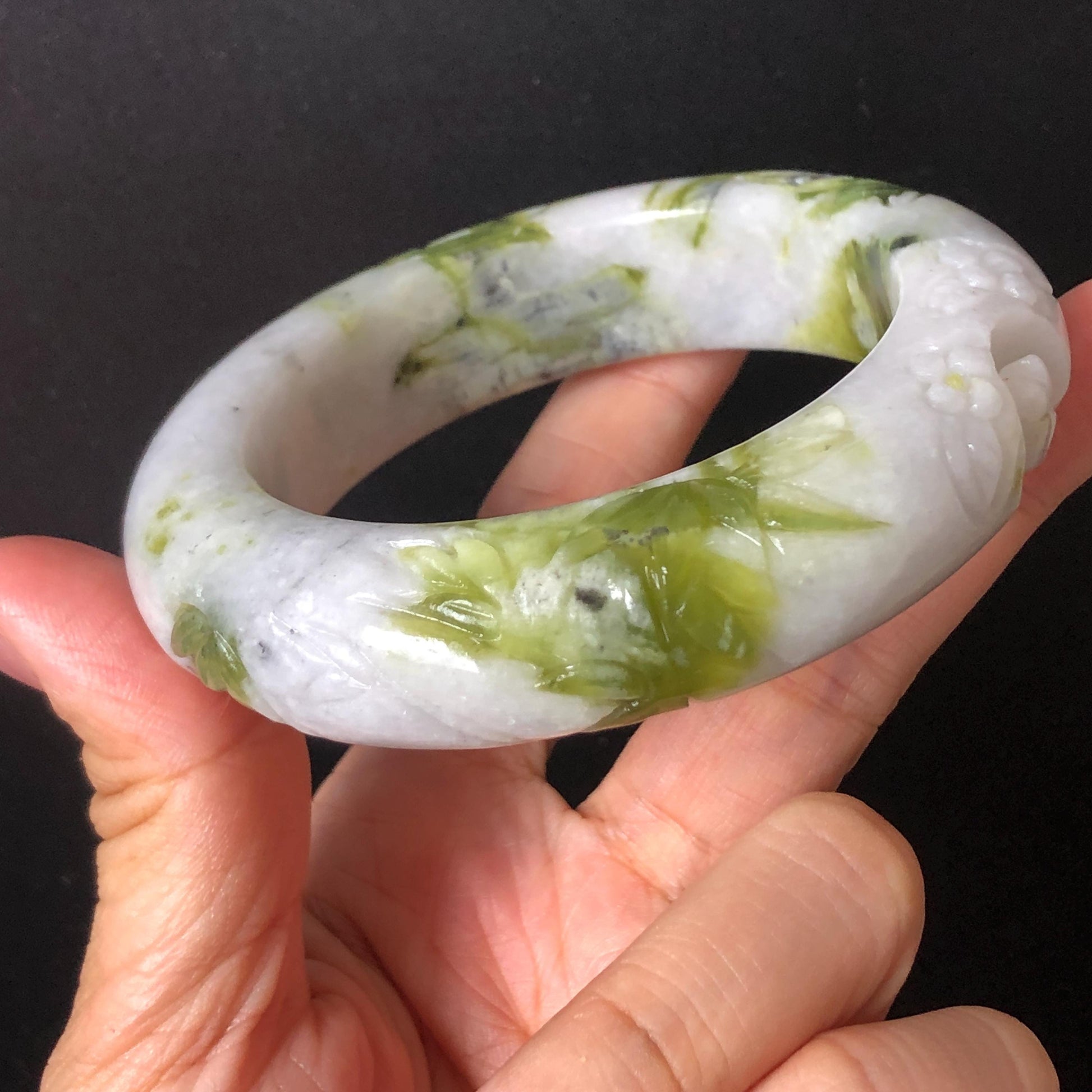 58.2mm Xiu Jade Serpentine Hand Carved Cat in Bamboo Forest Bangle: Natural White Green Bi-colour Jade Handcrafted Bracelet, Stone Carving Gemstone Jewelry Gift for her Green jade White Jade jade carving 3D stone carving cat bracelet kitten bracelet cat carving handcrafted bangle chinese jade cat lover gift natural untreated jade vintage bangle antique bracelet bamboo carving