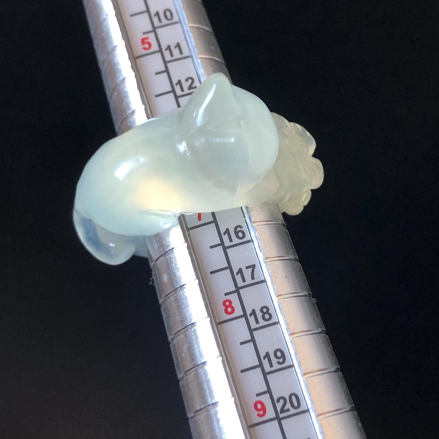 Custom Size! Xiu Jade Serpentine Hand Carved Cat Kitten and Flowers Ring: Natural Icy White Jade Customised Statement Ring