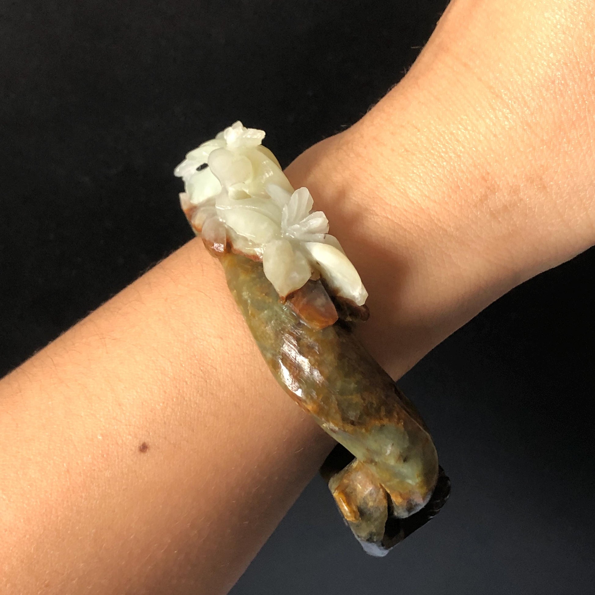 55.1mm Xiu Jade Serpentine Hand Carved Lily Flower Bangle: Natural Multi color Brown Green White Jade Handcrafted Bracelet, Stone Carving Gemstone Jewelry Gift for her irregular jade bangle jade carving hand engraved stone carving natural untreated jade bracelet black jade white jade green jade brown jade handcraft jade lily carving flower carving chinese jade vintage bangle antique bracelet sesame bracelet multi colour jade pine tree