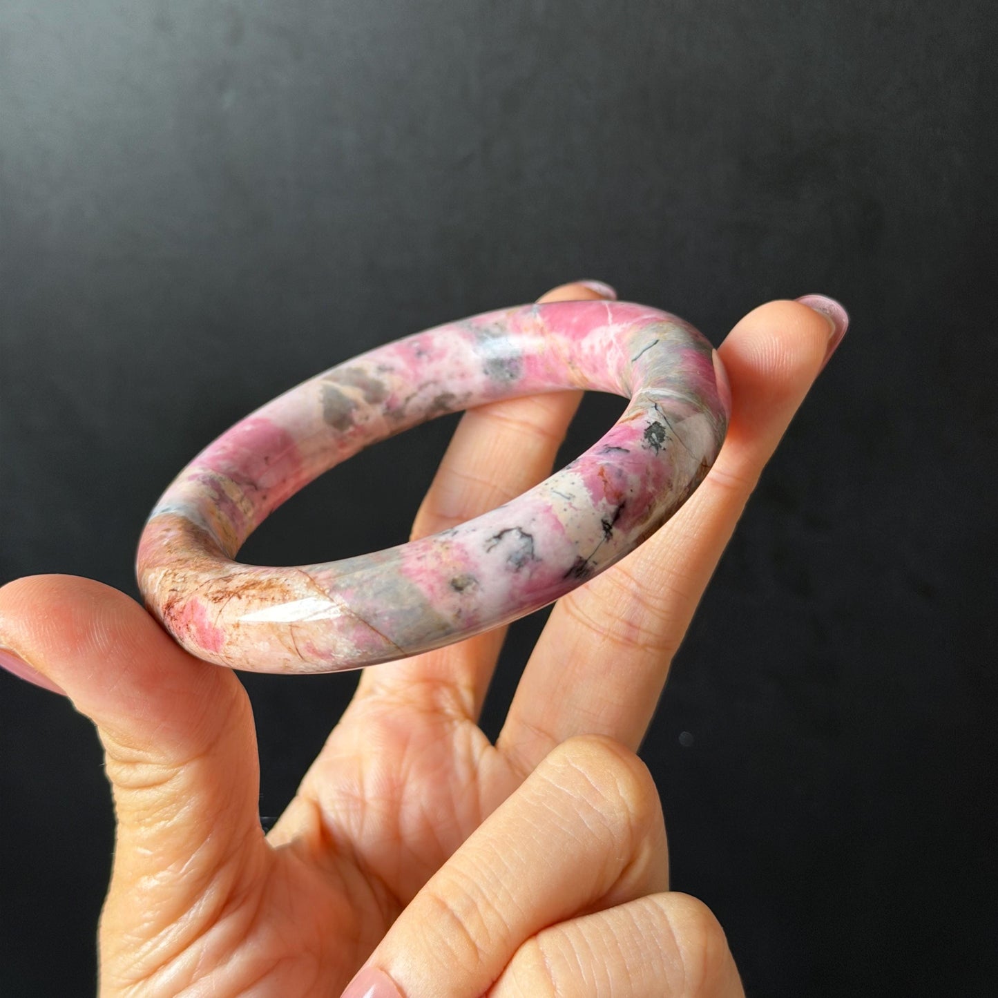58.3mm Natural Rhodonite Stone Bangle: Pink, Blue, Brown & White Stone Healing Crystal Heart Chakra Crystal Gemstone Bangle Gift | Healing Stone, blue stone bangle, love stone bangle, real rock bangle, passion stone bangle, bangle for women, rhodonite vinatge bracelet antique bangle