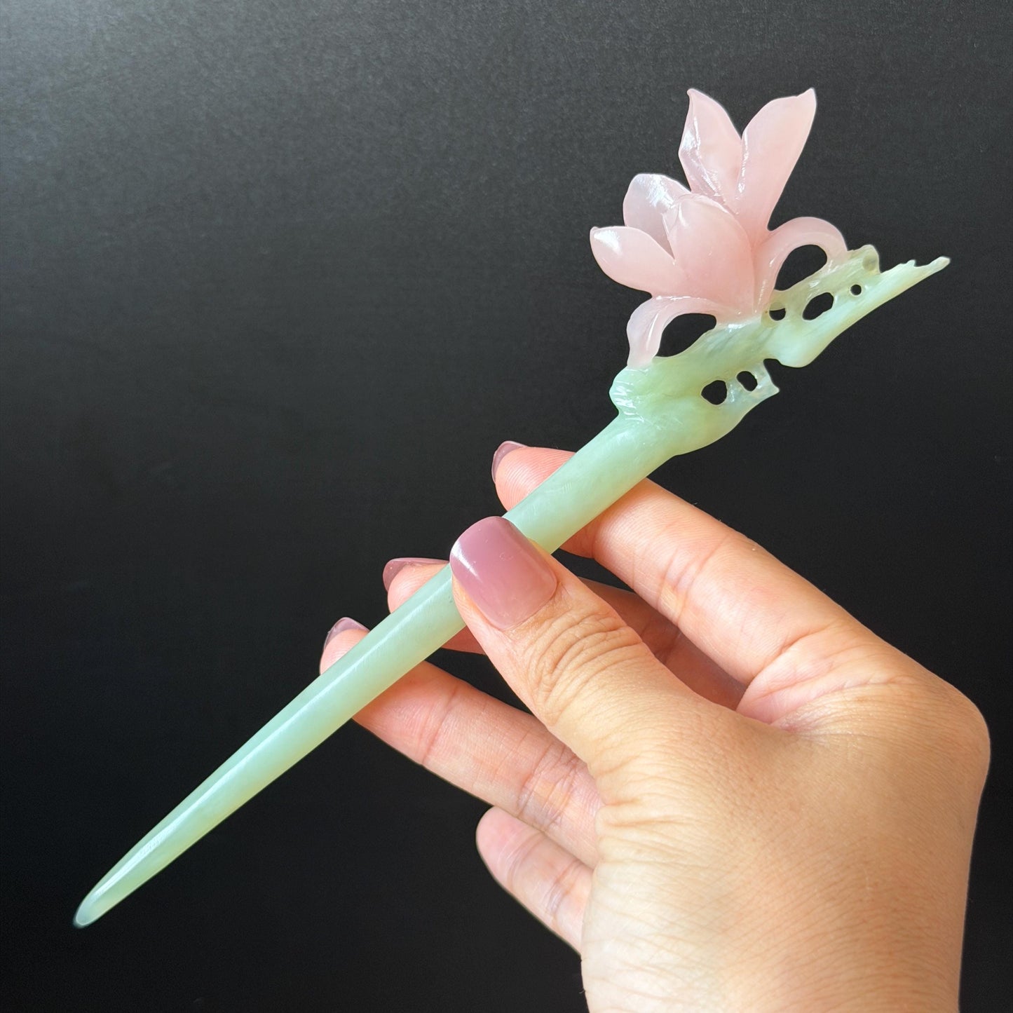 Xiu Jade Serpentine Hand Carved Pink Lotus Flower Hair Pin: Natural Pink & Green Jade Handcrafted Hair Stick 3D stone carving Hair Jewelry | Asian Chinese Vintage Hanfu Hair Fork gift for her pink jade carving green jade flower carving yulan carving hand engraved yulan hairpins japanese hair stick korean hair pins vinatge hair fork chinese hair comb antique hairpins wedding headpiece engagement hair jewelry bridal shower gift bridal hair accessory 3D stone carving