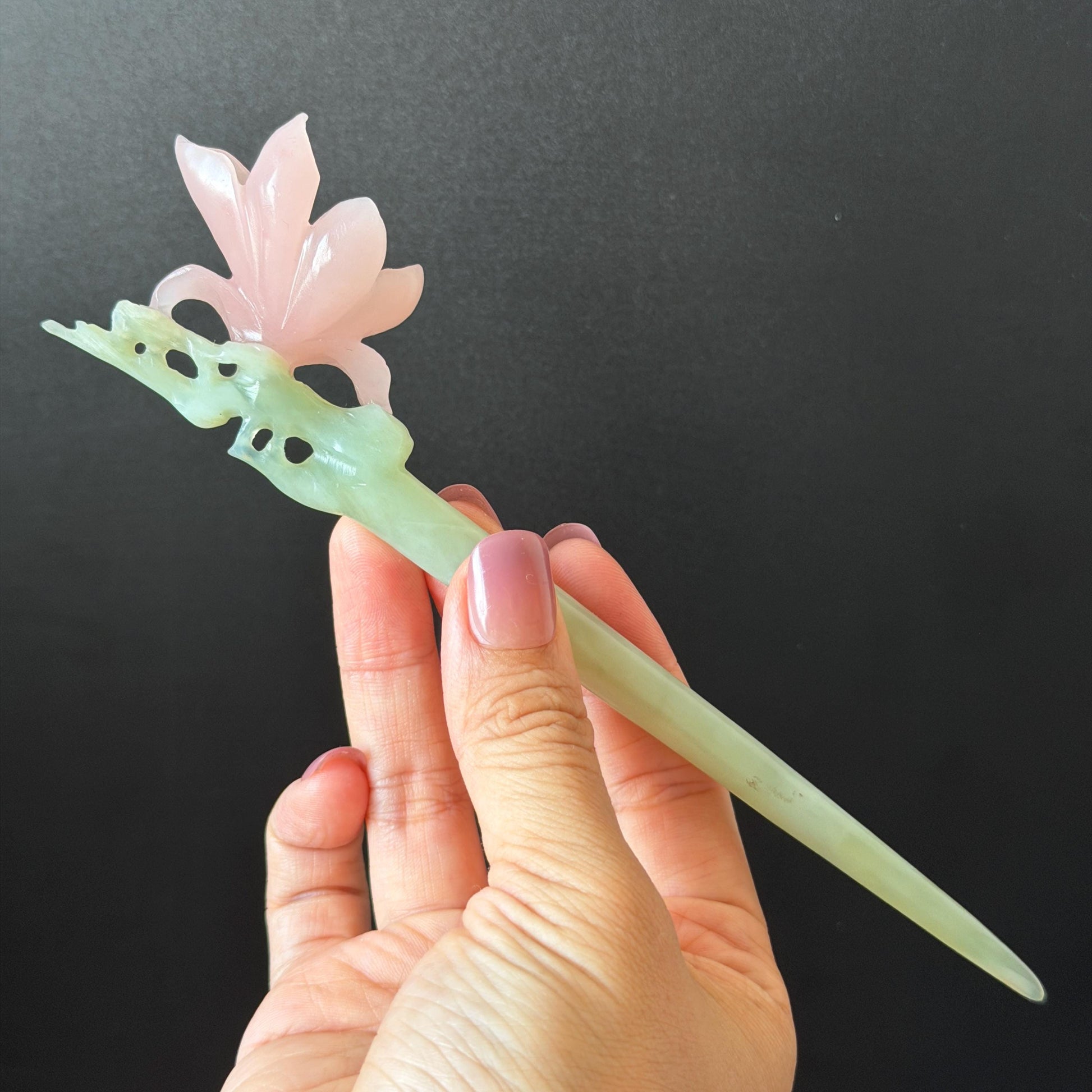 Xiu Jade Serpentine Hand Carved Pink Lotus Flower Hair Pin: Natural Pink & Green Jade Handcrafted Hair Stick 3D stone carving Hair Jewelry | Asian Chinese Vintage Hanfu Hair Fork gift for her pink jade carving green jade flower carving yulan carving hand engraved yulan hairpins japanese hair stick korean hair pins vinatge hair fork chinese hair comb antique hairpins wedding headpiece engagement hair jewelry bridal shower gift bridal hair accessory 3D stone carving