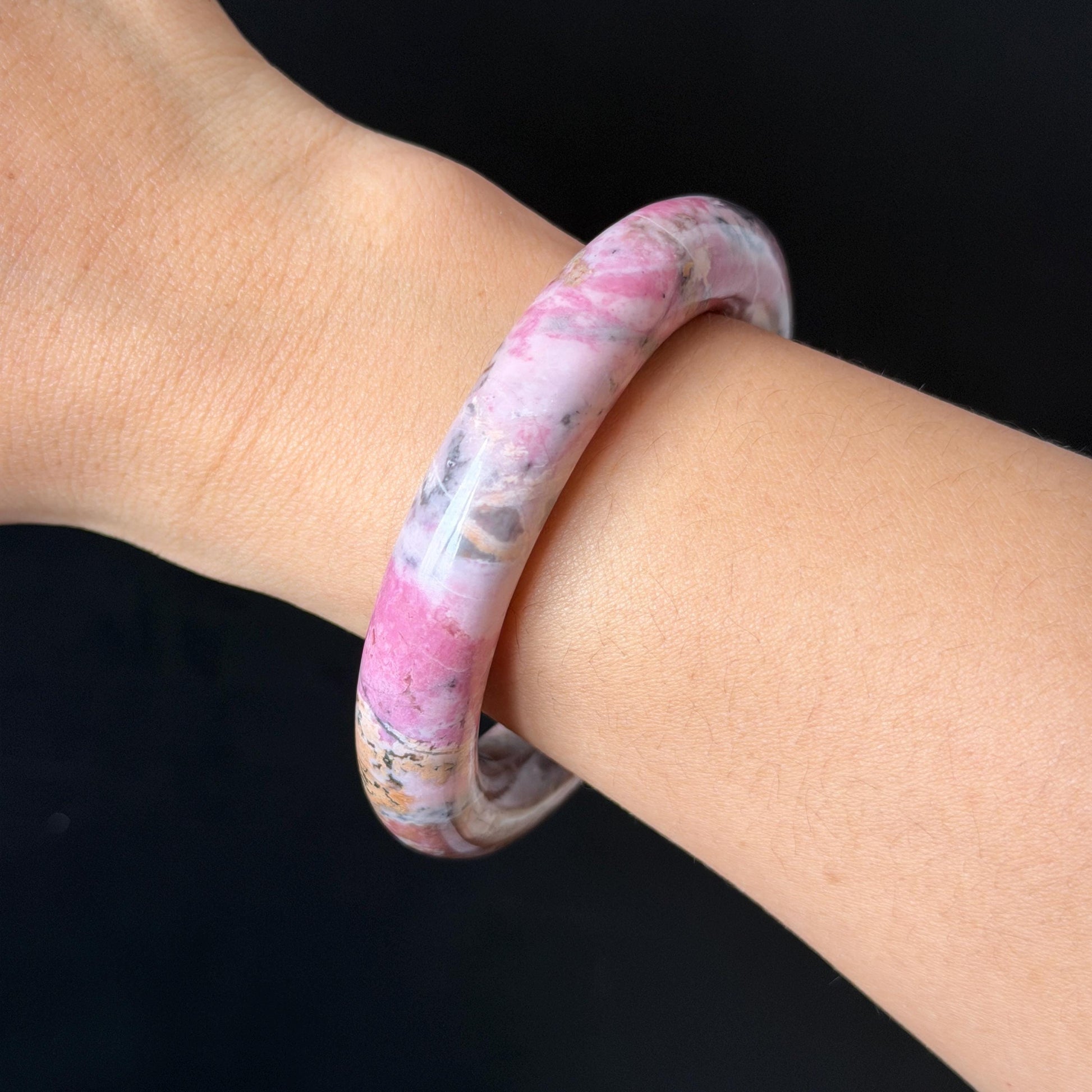 58.3mm Natural Rhodonite Stone Bangle: Pink, Blue, Brown & White Stone Healing Crystal Heart Chakra Crystal Gemstone Bangle Gift | Healing Stone, blue stone bangle, love stone bangle, real rock bangle, passion stone bangle, bangle for women, rhodonite vinatge bracelet antique bangle