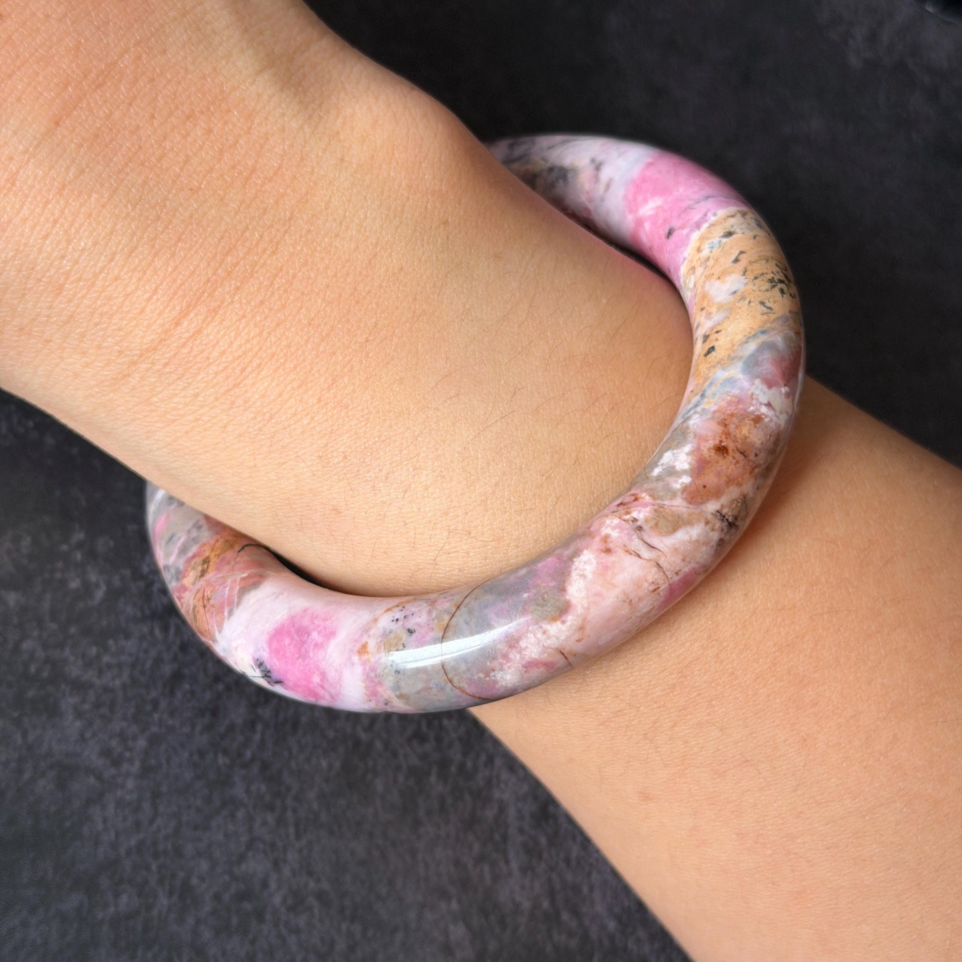 58.3mm Natural Rhodonite Stone Bangle: Pink, Blue, Brown & White Stone Healing Crystal Heart Chakra Crystal Gemstone Bangle Gift | Healing Stone, blue stone bangle, love stone bangle, real rock bangle, passion stone bangle, bangle for women, rhodonite vinatge bracelet antique bangle