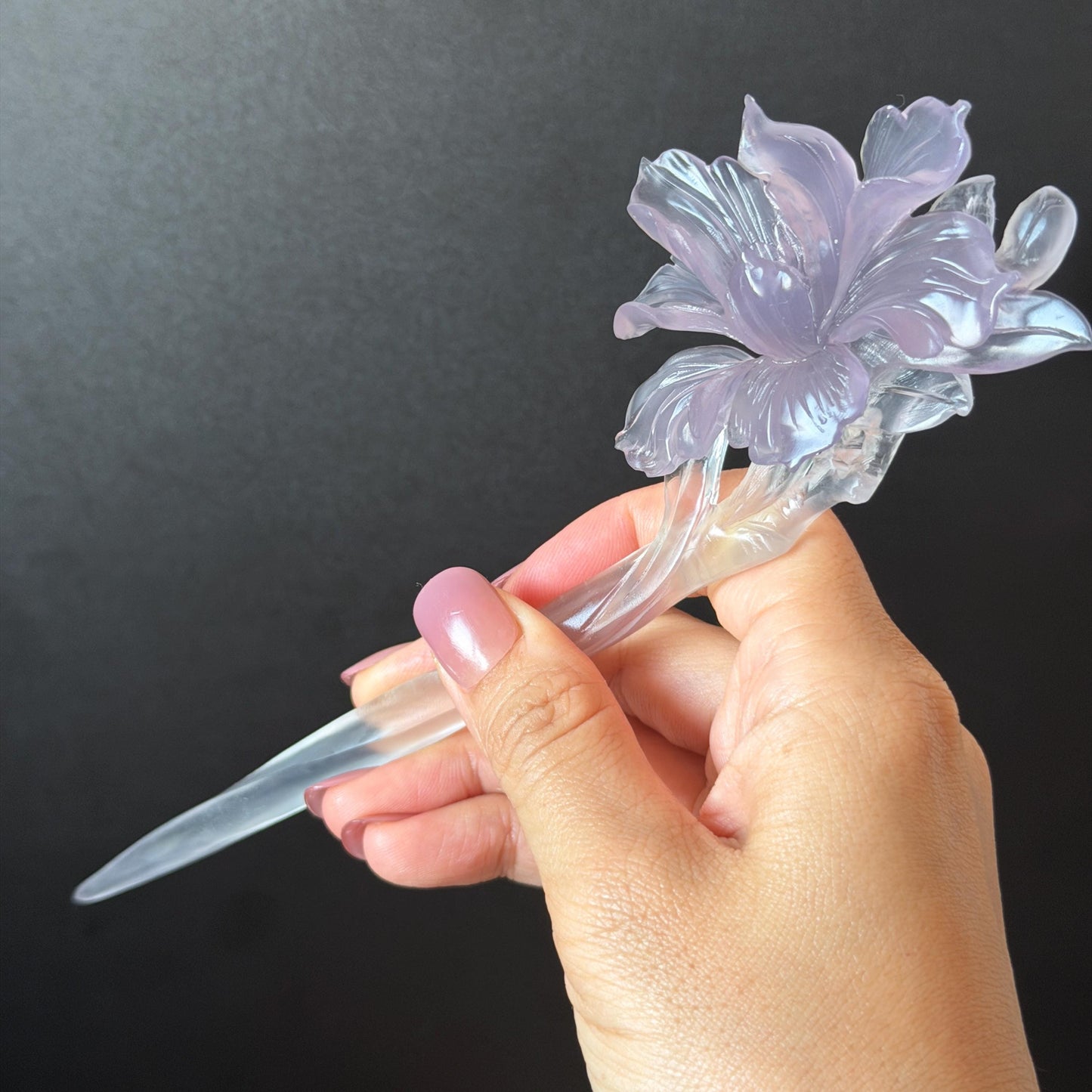 Fluorite Hand Carved Iris Flower Hair Pin: Natural Purple and White Crystal Hanfu Handcrafted Hair Stick in Asian Chinese Vintage Style Handcrafted Hair Fork Bridal Wedding Headpiece gift for her japanese hairpin korean hair stick chinese hair fork vintage hair comb antique hair pins hanfu hair stick bridal shower hair jewelry wedding headpiece bridal shower gift engagement hair accessory jade carving hand engraved purple crystal untreated natural crystal hairpin Iris carving flower hairpin