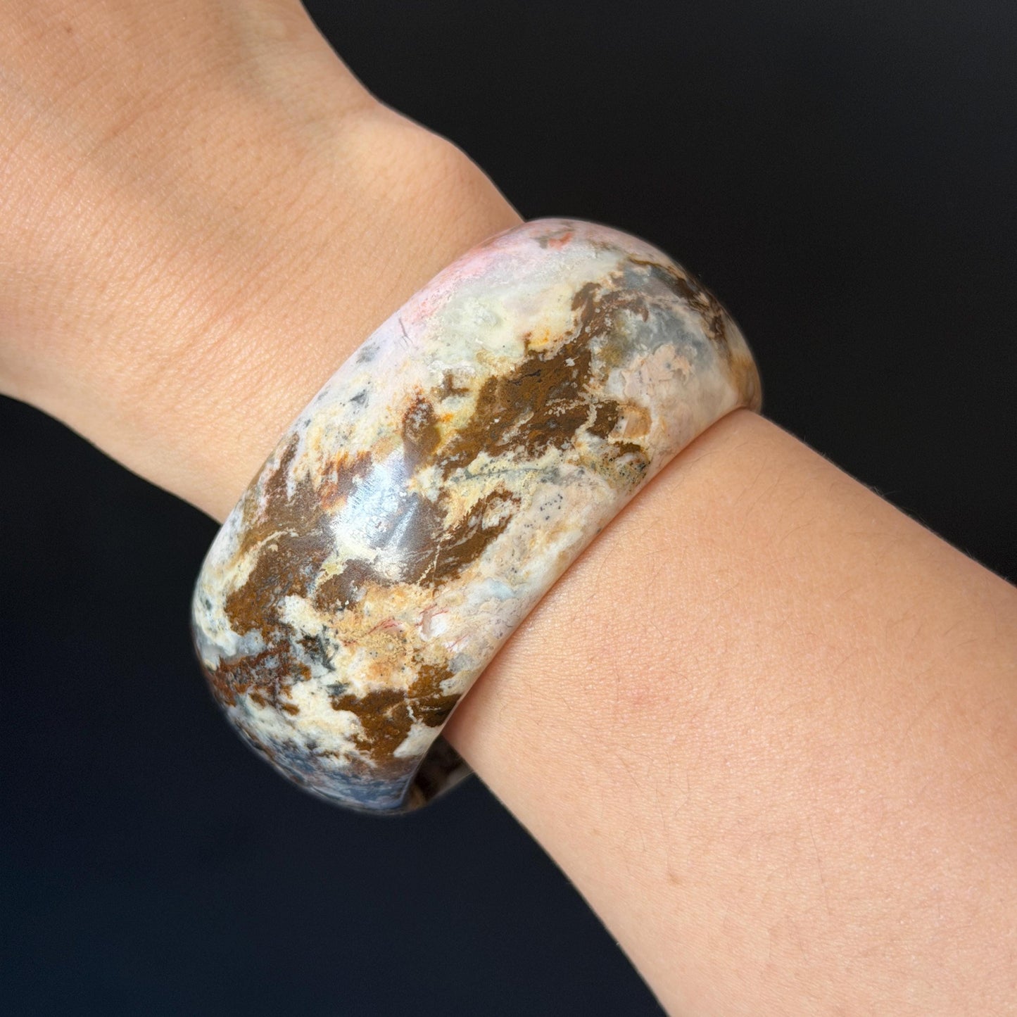 59.3mm Natural Untreated Rhodonite Crystal Bangle: Soaring Dragon Scenery Wide Bracelet, Pink & Brown Healing Stone Heart Chakra Crystal Gift for her rhodonite bangle pink rhodonite bracelet pink crystal bracelet pink stone bangle pink gemstone bracelet green crystal golden crystal wide bangle healing crystal love stone meditative crystal heart chakra crystal vintage bangle gemstone bangle dragon bangle dragon bracelet brown bangle dragon crystal dragon lover gift women bangle leopard print