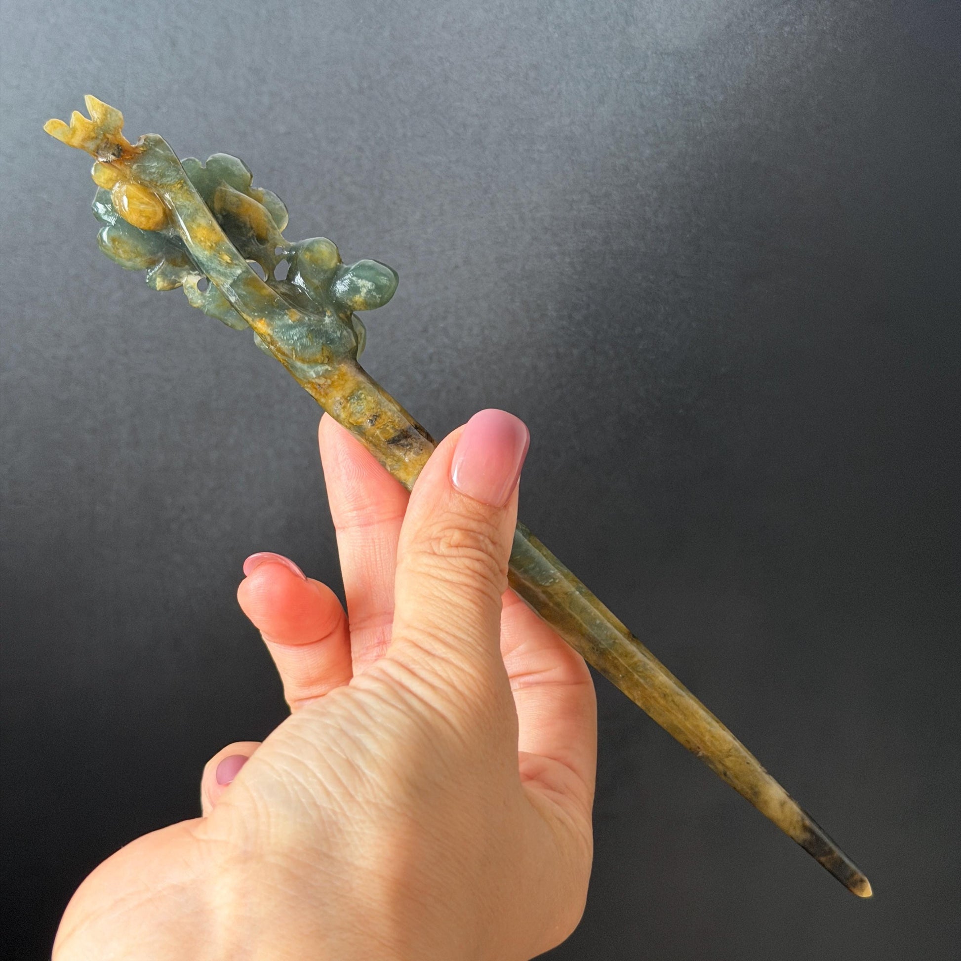 Xiu Jade Serpentine Hand Carved Plum Blossom Flower Hair Pin: Natural Yellow Green Jade Hair Stick 3D stone carving Hair Jewelry Chinese Vintage Hanfu Antique Bridal Hair Fork Gift for her japanese hairpin korean hair stick chinese hair fork vintage hair comb antique hair pins bridal shower hair jewelry wedding headpiece bridal shower gift engagement hair accessory jade carving hand engraved jade hand carved flower jade hairpins untreated natural jade with certificate green jade yellow jade