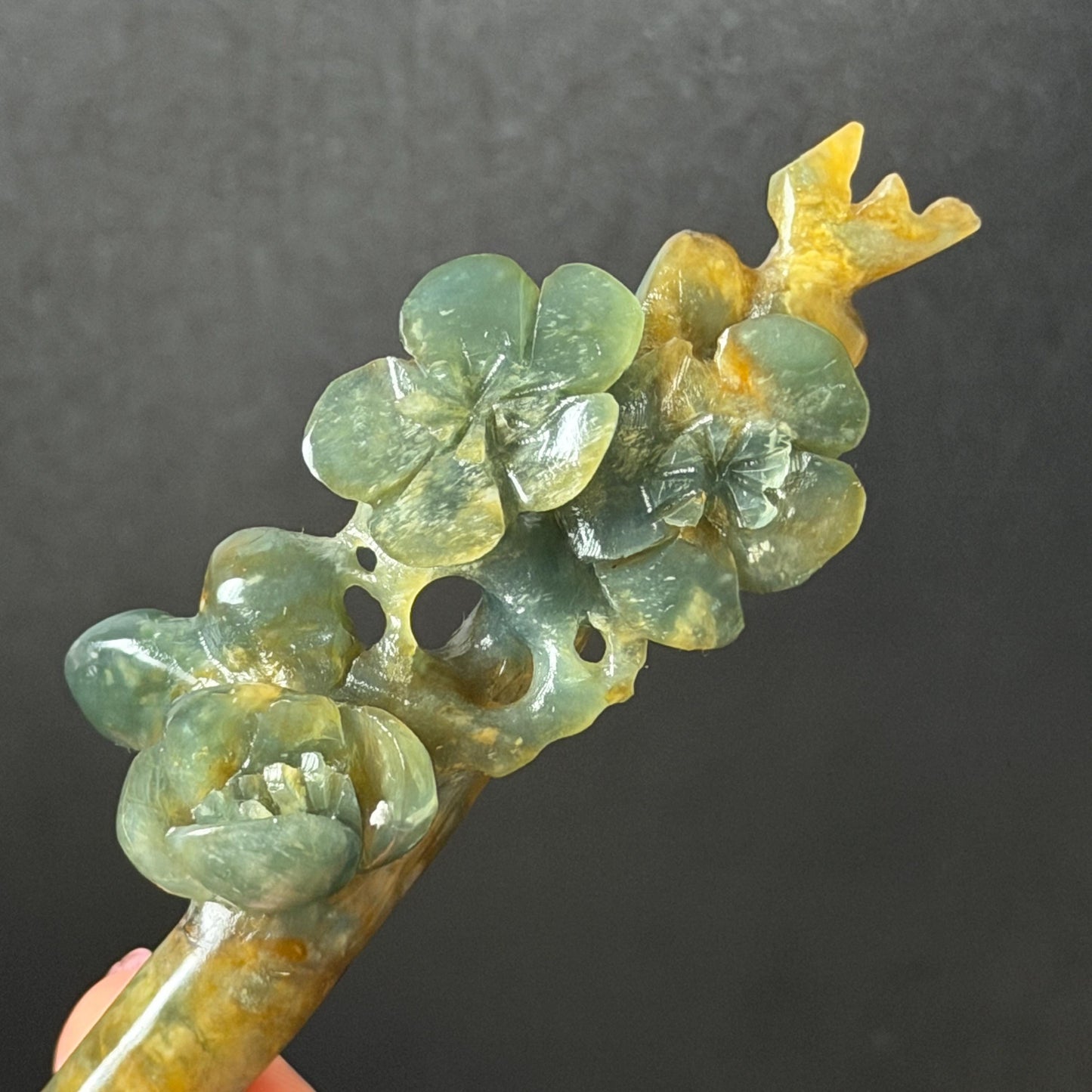 Xiu Jade Serpentine Hand Carved Plum Blossom Flower Hair Pin: Natural Yellow Green Jade Hair Stick 3D stone carving Hair Jewelry Chinese Vintage Hanfu Antique Bridal Hair Fork Gift for her japanese hairpin korean hair stick chinese hair fork vintage hair comb antique hair pins bridal shower hair jewelry wedding headpiece bridal shower gift engagement hair accessory jade carving hand engraved jade hand carved flower jade hairpins untreated natural jade with certificate green jade yellow jade