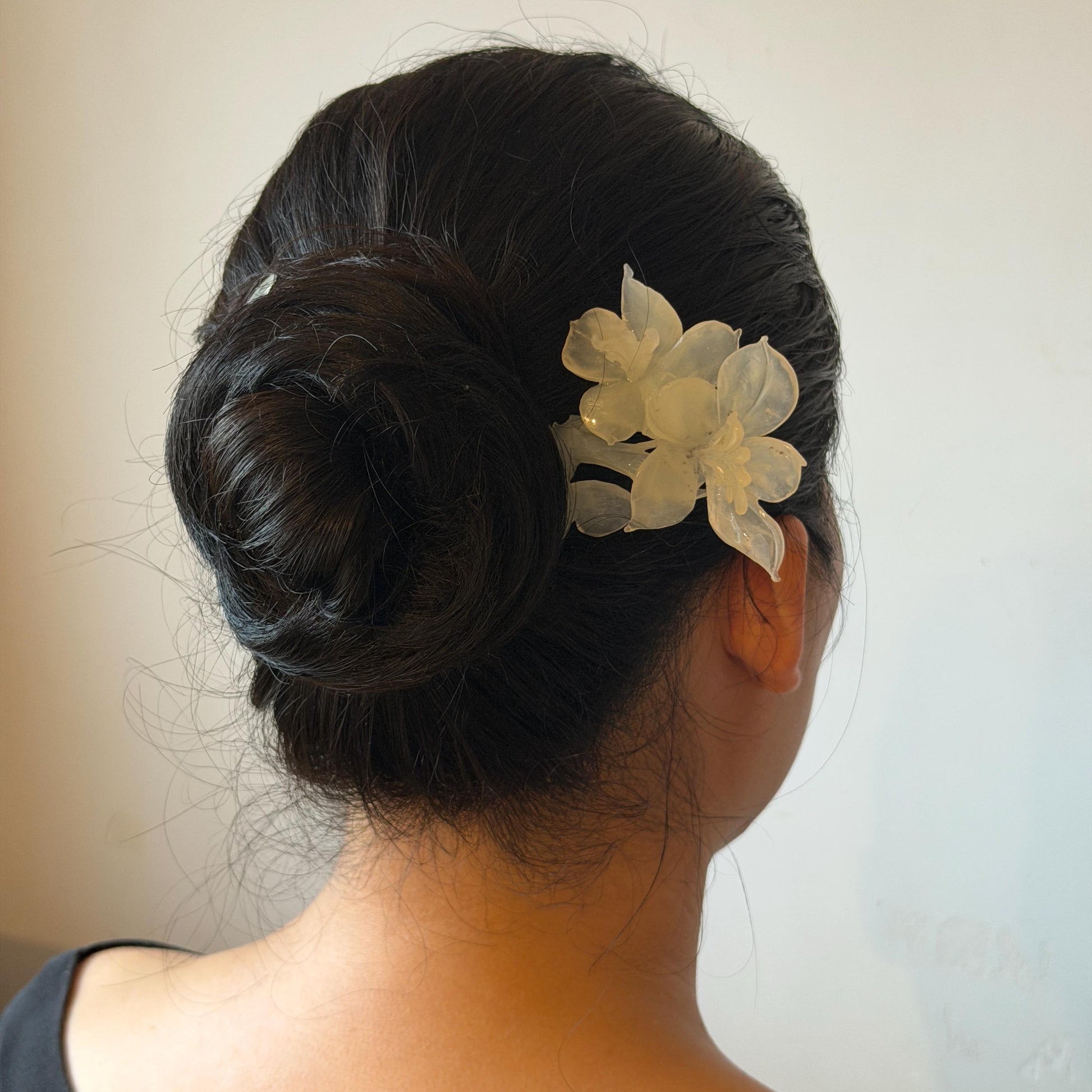 Xiu Jade Serpentine Hand Carved Iris Flower Hair Pin: Natural WHite Jade Handcrafted Crescent Moon Hair Stick 3D Stone Carving Hair Jewelry Bridal Wedding Headpiece gift for her japanese hairpin korean hair stick chinese hair fork vintage hair comb antique hair pins hanfu hair stick bridal shower hair jewelry bridal shower gift engagement hair accessory jade carving hand engraved jade hand carved flower jade hairpins untreated natural jade with certificate handcraft jade moon hairpin