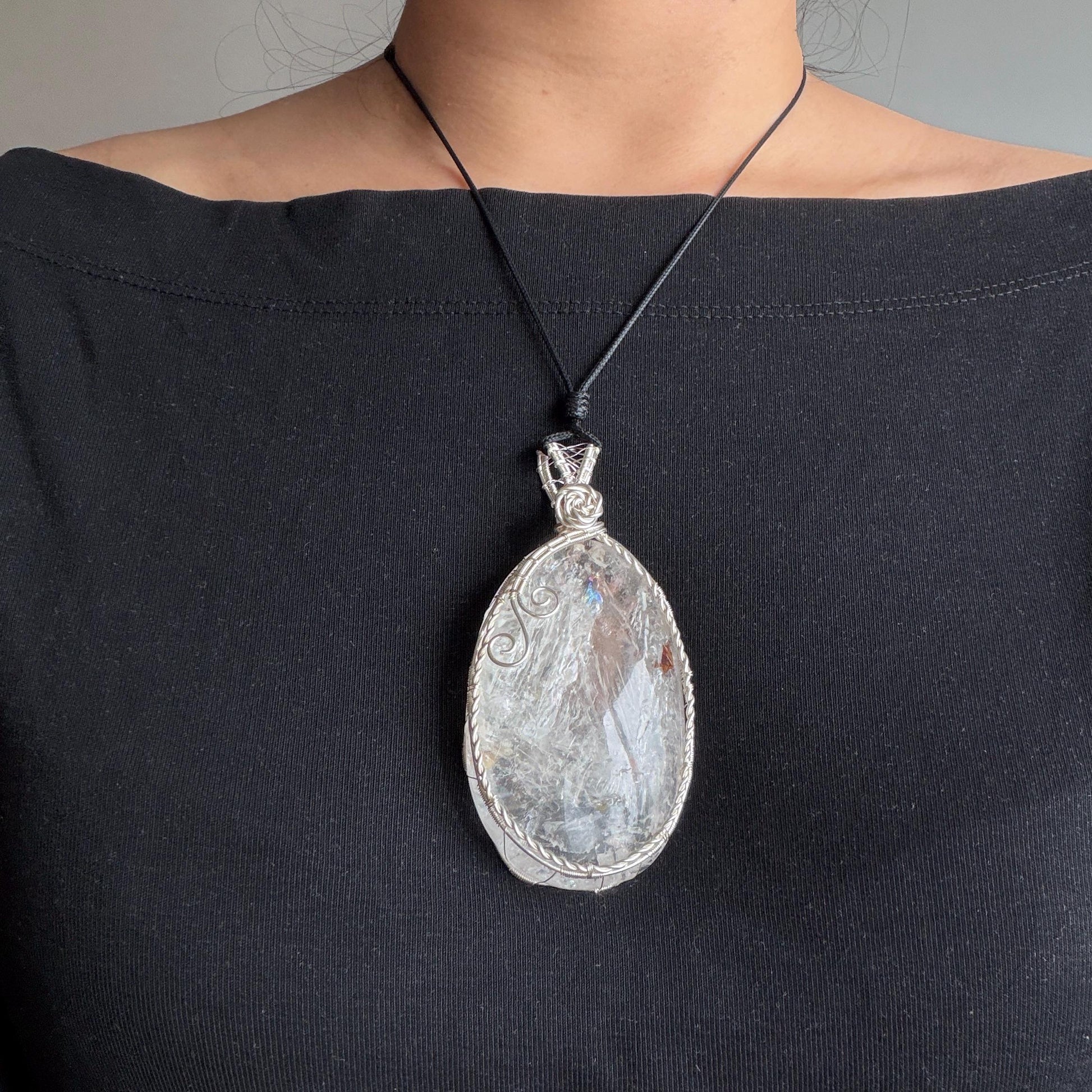 Rare Found! Polished Enhydro Quartz Wrapped Wire Pendant Adjustable Necklace: Rainbow Moving Dried Red Sand & Shifting Bubble Inclusion Crystal Palm Stone| Natural Gemstone Birthstone Gift for her enhydro quartz sand water-fall pendant necklace choker gemstone charm stone pendant choker polished stone pendant crystal charm birthstone men necklace chakra crystal minerals specimen silver wire wrapped pendant inclusion crystal inclusion crystal sediment stone dirt inclusion rainbow quartz