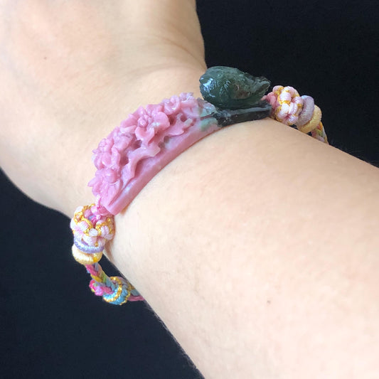 Natural Xiu Jade Serpentine Hand Carved Bird & Flower Charm Braided Bracelet: Greenish Green and Pink Jade Adjustable Bracelet 3D Stone Carving adjustable bracelet woven bracelet rope 3D jade carving green jade pink jade multicolour jade natural untreated jade handcrafted charm bead bracelet handmade bracelet bird carving flower carving hand engraved charm chinese braided bracelet vintage bracelet antique bracelet lucky rope