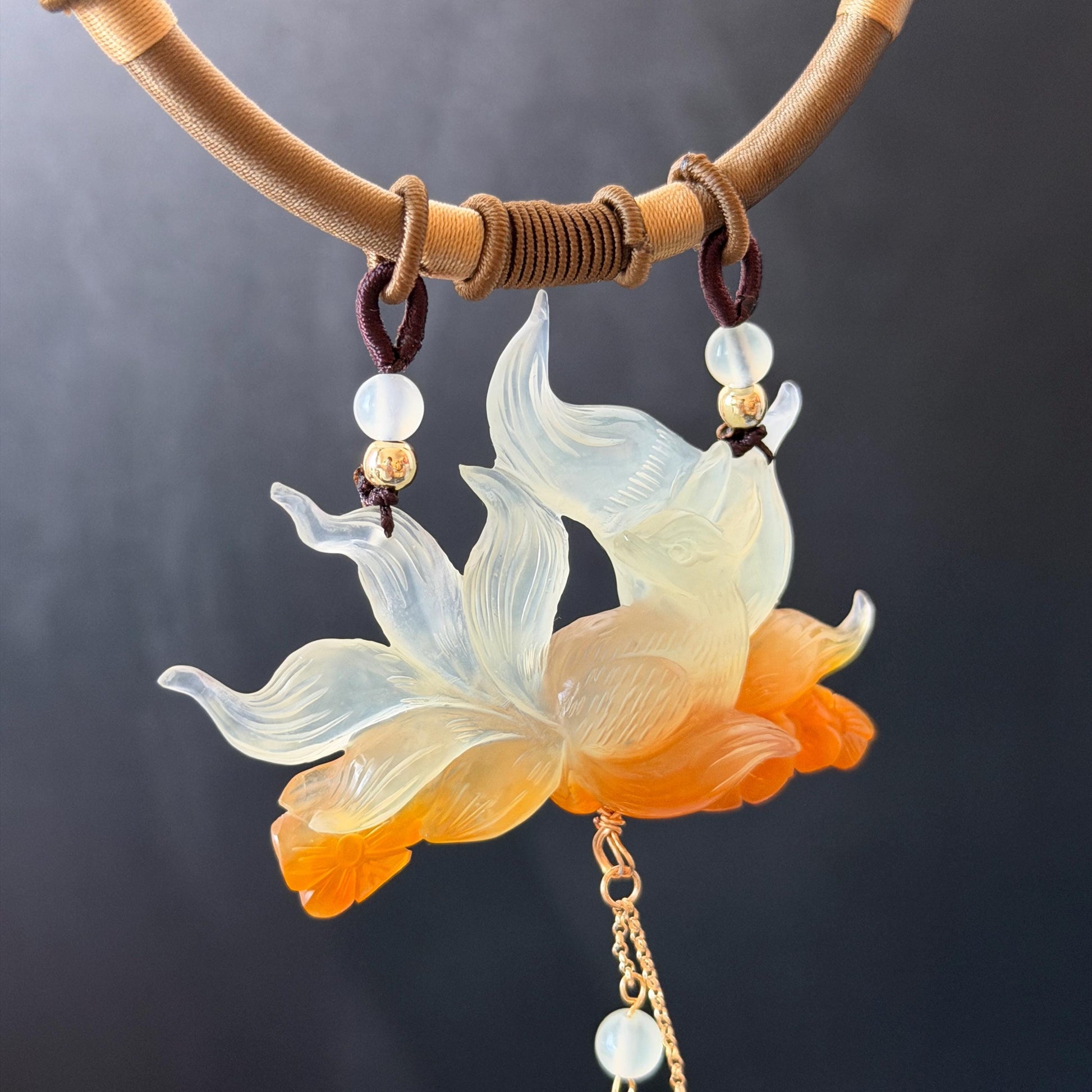 Xiu Jade Serpentine Hand Carved Nine Tail Fox and Flower Pendant Adjustable Necklace: Natural Untreated Orange and White Jade 3D Stone Carving Vintage Charm Chinese Pendant Necklace Antique Pendant multicolour jade orange jade white jade asian vintage necklace braided necklace nine-tailed fox carving nine tail fox charm fox lover gift flower carving hand engraved jewelry hand carved jade handcrafted necklace dangle good luck charm animals carving flower pendant adjustable necklace choker