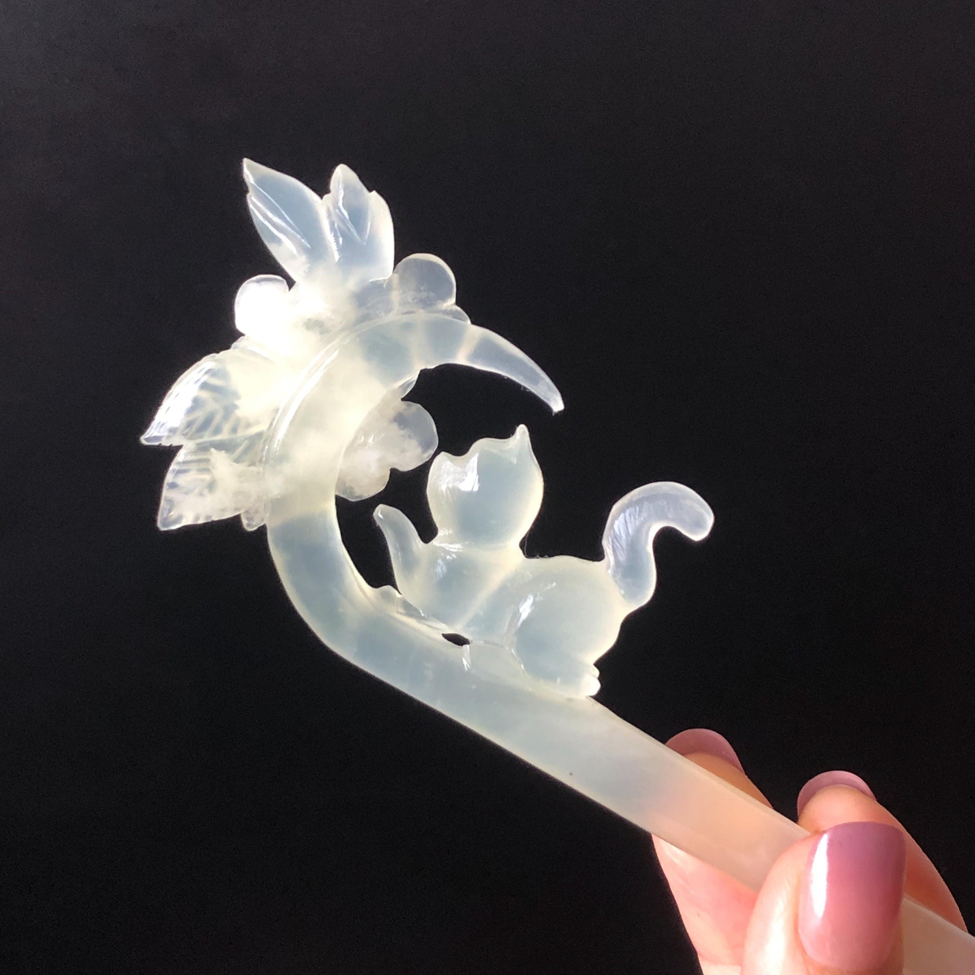 Xiu Jade Serpentine Hand Carved Cat Kitten & Flowers Hair Pin: Natural Bicolour White Green Jade Handcrafted Hanfu Hair Stick | Asian Chinese Vintage Style Hairpin Gift for her hand engraved green jade carving hand carved cat hairpin cat carving hand engraved flower hair stick chinese jade hair comb hanfu hair fork korean hairpins japanese hair clip cat lover gift vintage hair stick natural untreated jade hair crown handmade hair jewelry cat lover gift birthday gift 3D stone carving
