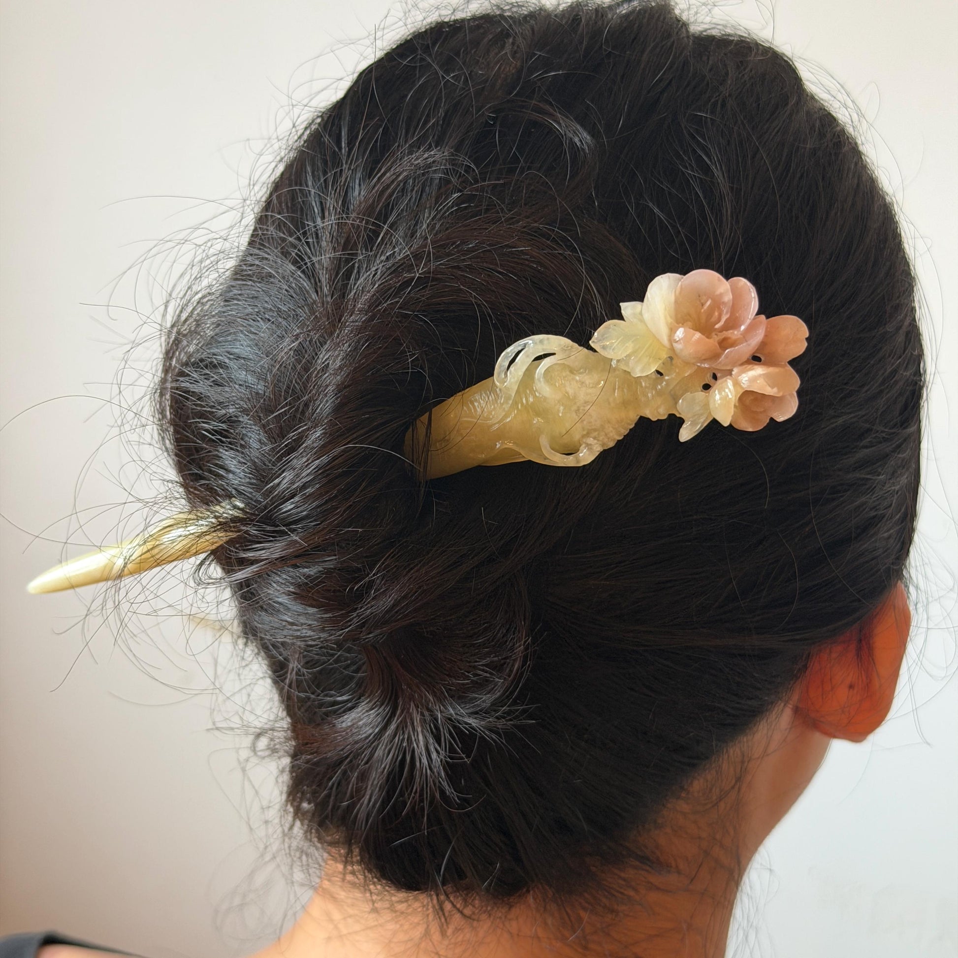 Xiu Jade Serpentine Hand Carved Pink Ginseng Flower Hair Pin: Natural Yellow & Pink Jade Handcrafted Hair Stick 3D stone carving Hair Jewelry Asian Chinese Vintage Hanfu Hair Fork gift for her pink jade carving yellow jade flower carving flower carving hand engraved ginseng hairpins japanese hair stick korean hair pins vinatge hair fork chinese hair comb antique hairpins wedding headpiece engagement hair jewelry bridal shower gift hair accessory 3D stone carving asian hair crown birthday gift