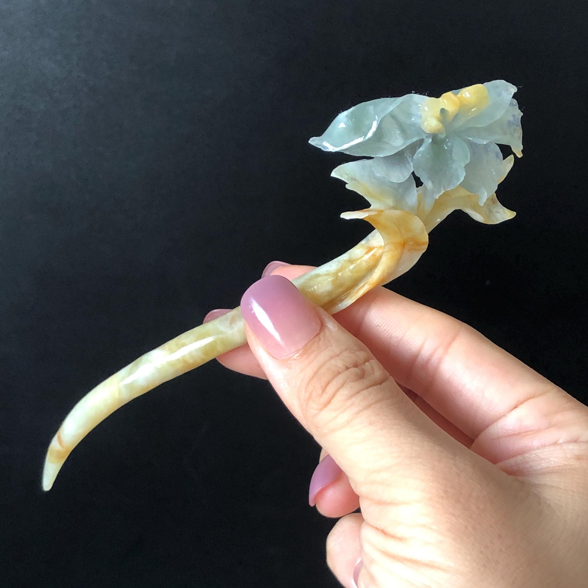 Xiu Jade Serpentine Hand Carved Lily Flower Small Hair Pin: Multicolor Caramel Yellow Blue Jade Handcrafted Hair Stick 3D stone carving Hair Jewelry | Asian Chinese Vintage Hanfu Hair Fork gift for her blue jade carving yellow jade flower carving lily carving hand engraved lily hairpins japanese hair stick korean hair pins vinatge hair fork chinese hair comb antique hairpins wedding headpiece engagement hair jewelry bridal shower gift bridal hair accessory 3D stone carving asian hair crown