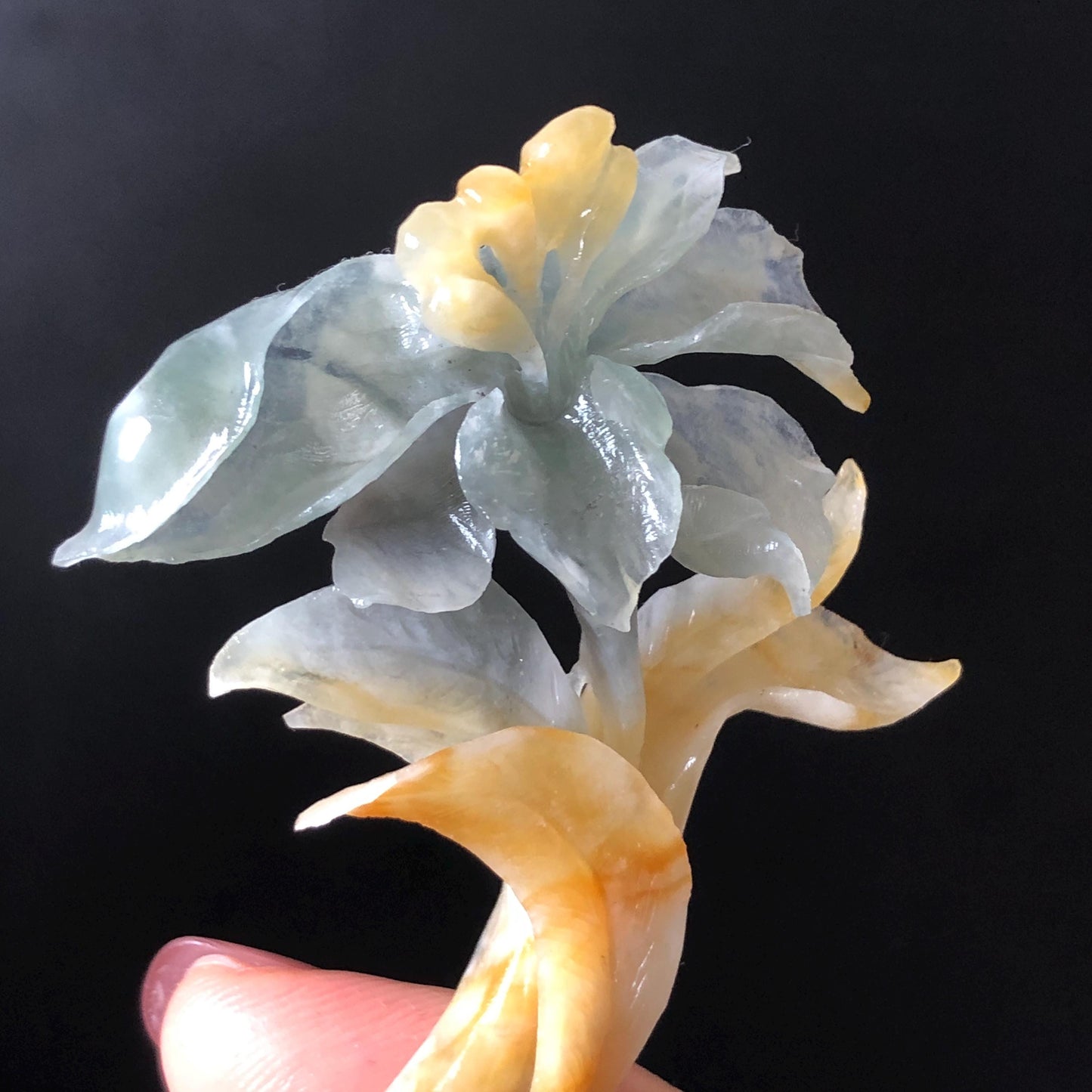 Xiu Jade Serpentine Hand Carved Lily Flower Small Hair Pin: Multicolor Caramel Yellow Blue Jade Handcrafted Hair Stick 3D stone carving Hair Jewelry | Asian Chinese Vintage Hanfu Hair Fork gift for her blue jade carving yellow jade flower carving lily carving hand engraved lily hairpins japanese hair stick korean hair pins vinatge hair fork chinese hair comb antique hairpins wedding headpiece engagement hair jewelry bridal shower gift bridal hair accessory 3D stone carving asian hair crown