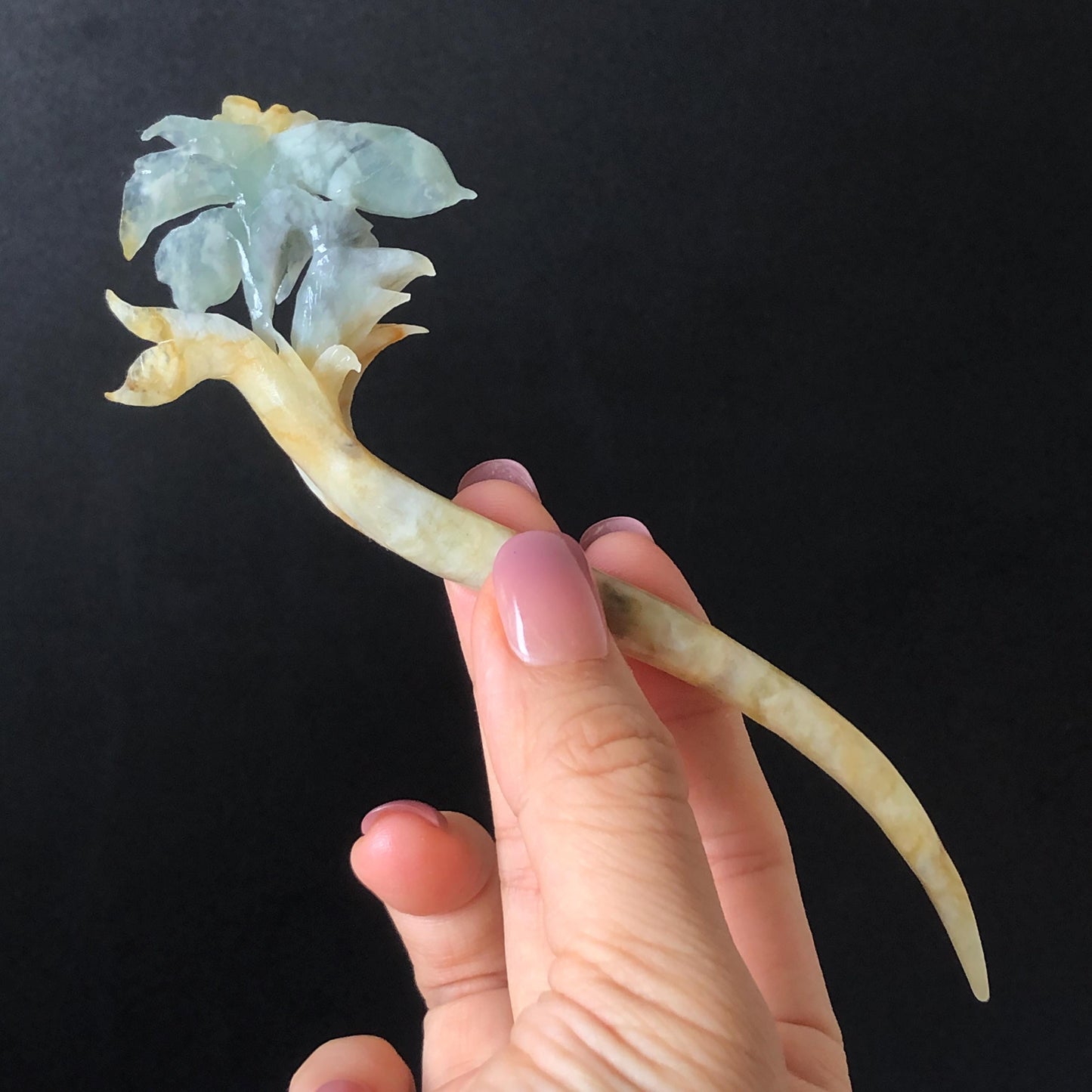 Xiu Jade Serpentine Hand Carved Lily Flower Small Hair Pin: Multicolor Caramel Yellow Blue Jade Handcrafted Hair Stick 3D stone carving Hair Jewelry | Asian Chinese Vintage Hanfu Hair Fork gift for her blue jade carving yellow jade flower carving lily carving hand engraved lily hairpins japanese hair stick korean hair pins vinatge hair fork chinese hair comb antique hairpins wedding headpiece engagement hair jewelry bridal shower gift bridal hair accessory 3D stone carving asian hair crown
