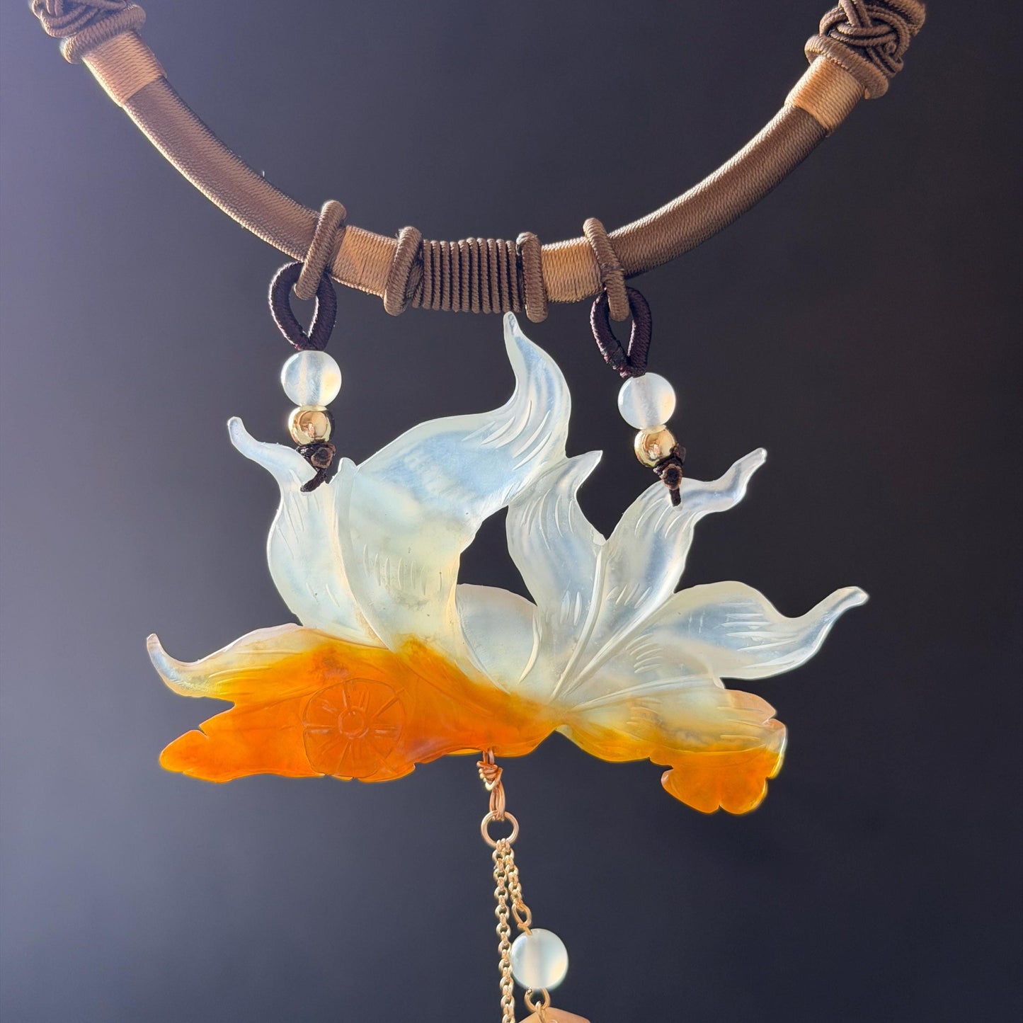 Xiu Jade Serpentine Hand Carved Nine Tail Fox and Flower Pendant Adjustable Necklace: Natural Untreated Orange and White Jade 3D Stone Carving Vintage Charm Chinese Pendant Necklace Antique Pendant multicolour jade orange jade white jade asian vintage necklace braided necklace nine-tailed fox carving nine tail fox charm fox lover gift flower carving hand engraved jewelry hand carved jade handcrafted necklace dangle good luck charm animals carving flower pendant adjustable necklace choker