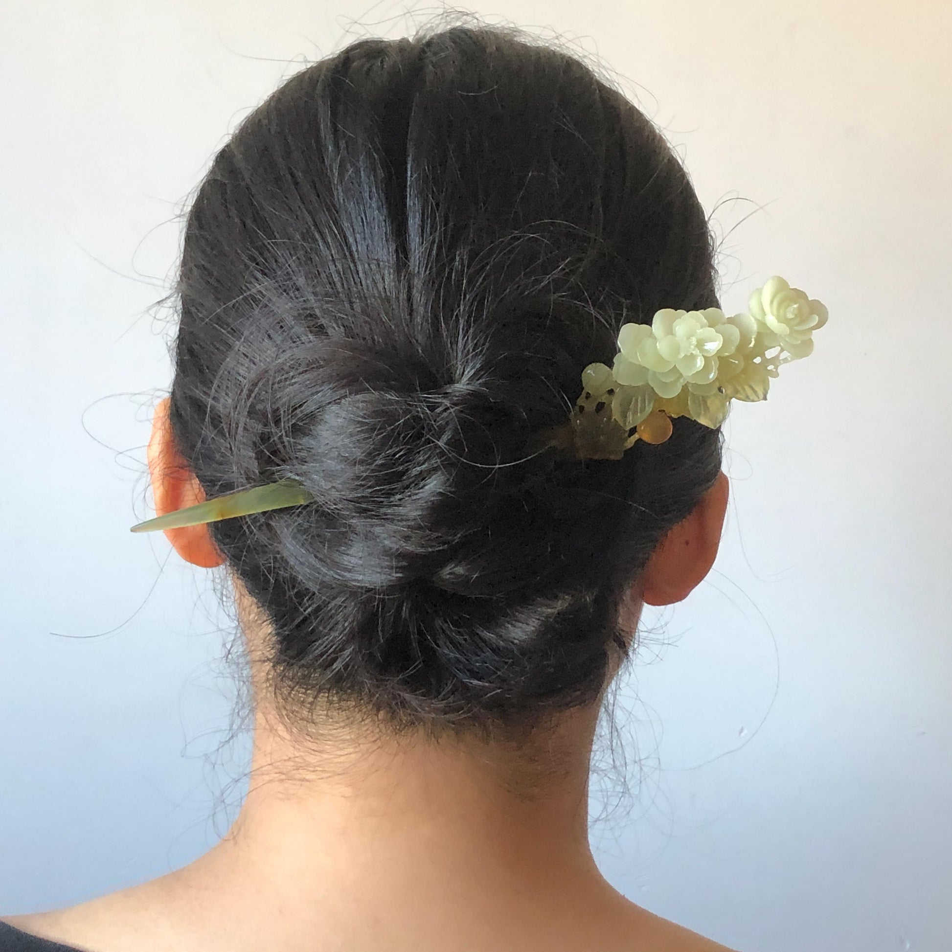 Xiu Jade Peach Blossom Flower Hand Carved Hair Pin: Certified Natural Serpentine Multicolor Orange White Green Jade Handcrafted Hair Stick | Asian Vintage Hair Fork 3D stone carving Hair Jewelry Chinese Hanfu Hair Fork gift for her green jade carving white jade orange jade flower carving hand engraved hairpins japanese hair stick korean hair pins hair fork hair comb antique hairpins wedding headpiece engagement hair jewelry bridal shower gift wedding bridal hair accessory asian hair crown